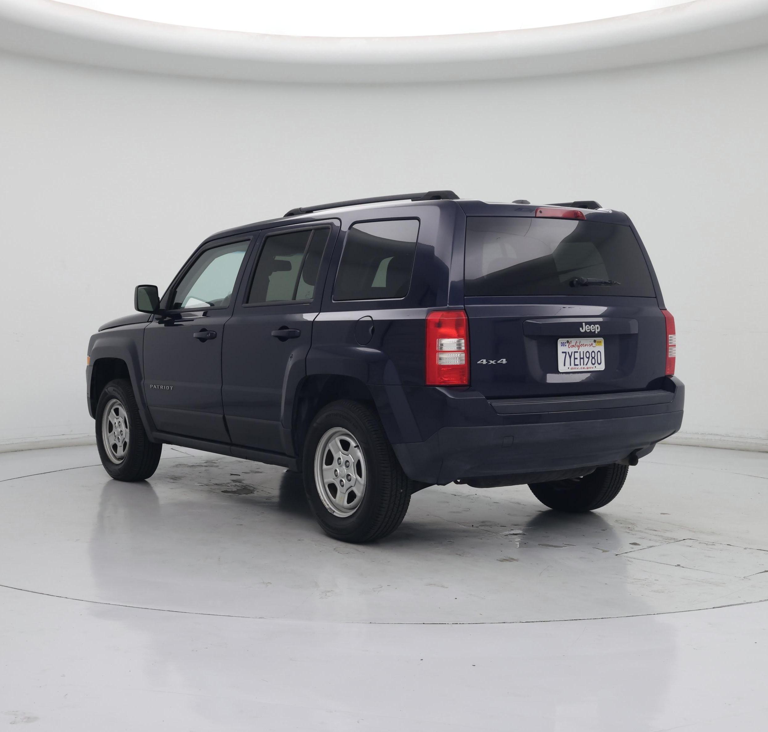 Thumbnail: 2016 Jeep Patriot - 2