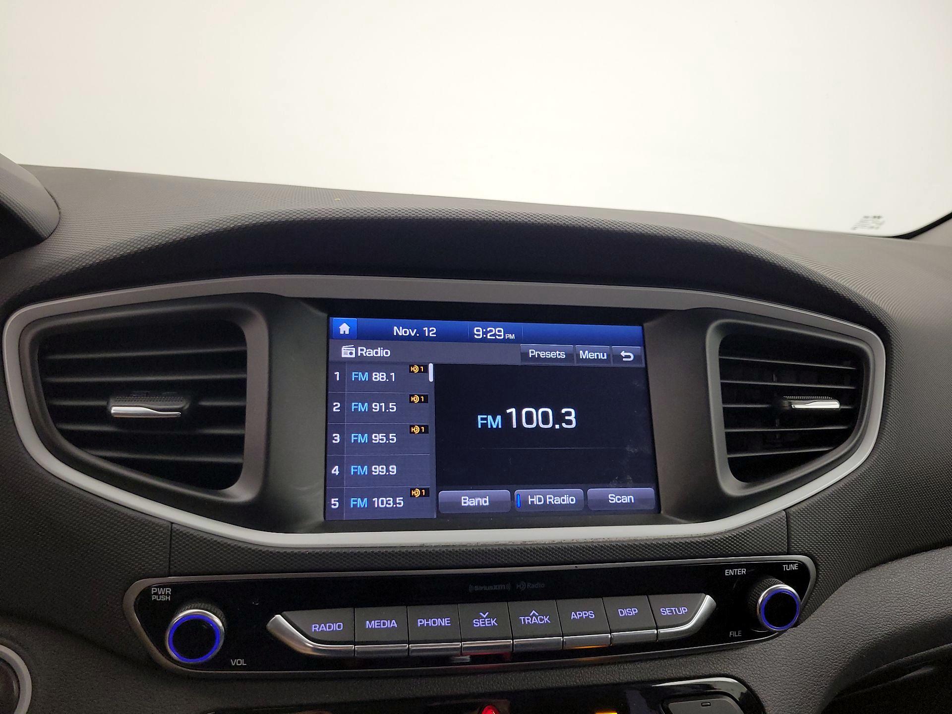 Thumbnail: 2018 Hyundai Ioniq - 15