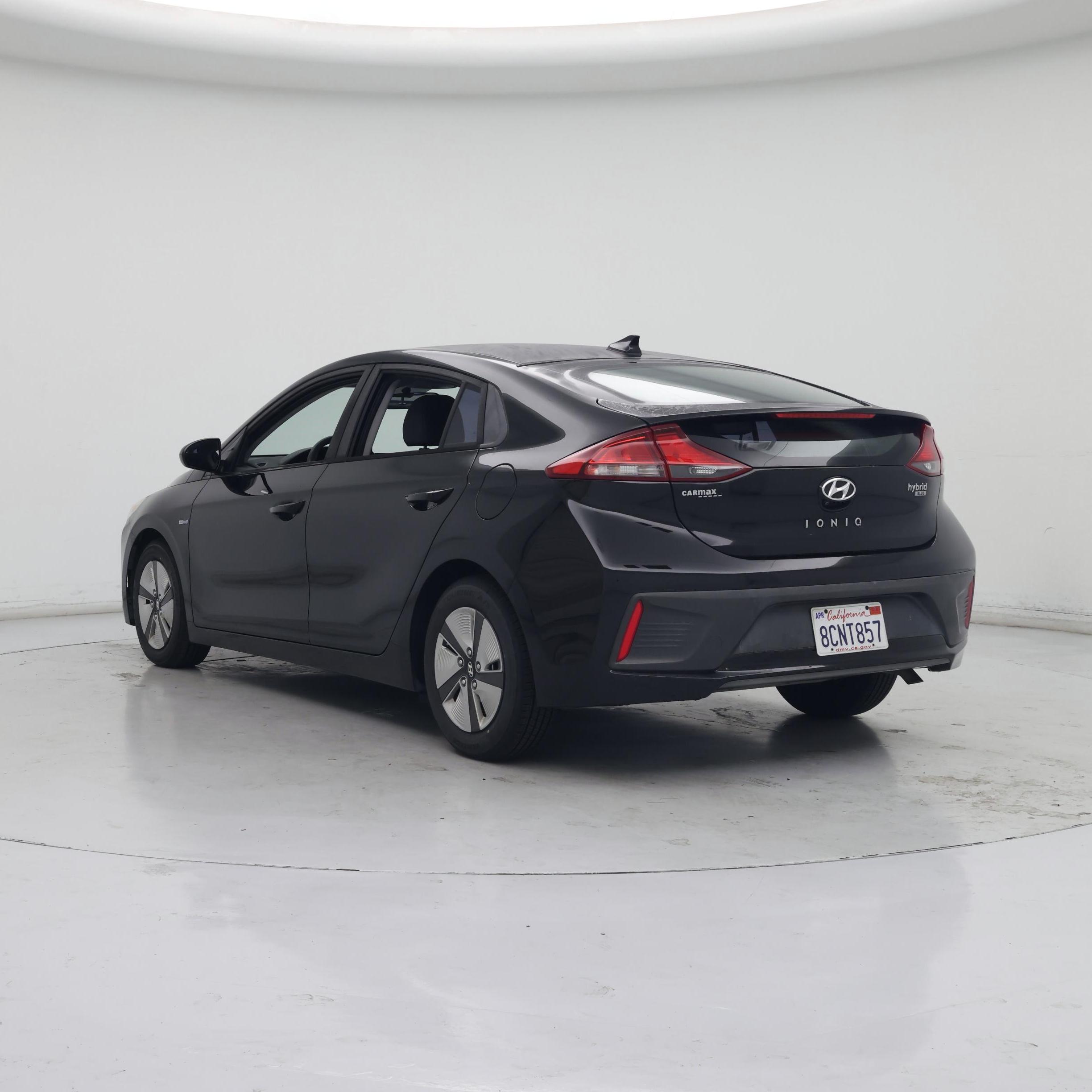 Thumbnail: 2018 Hyundai Ioniq - 2