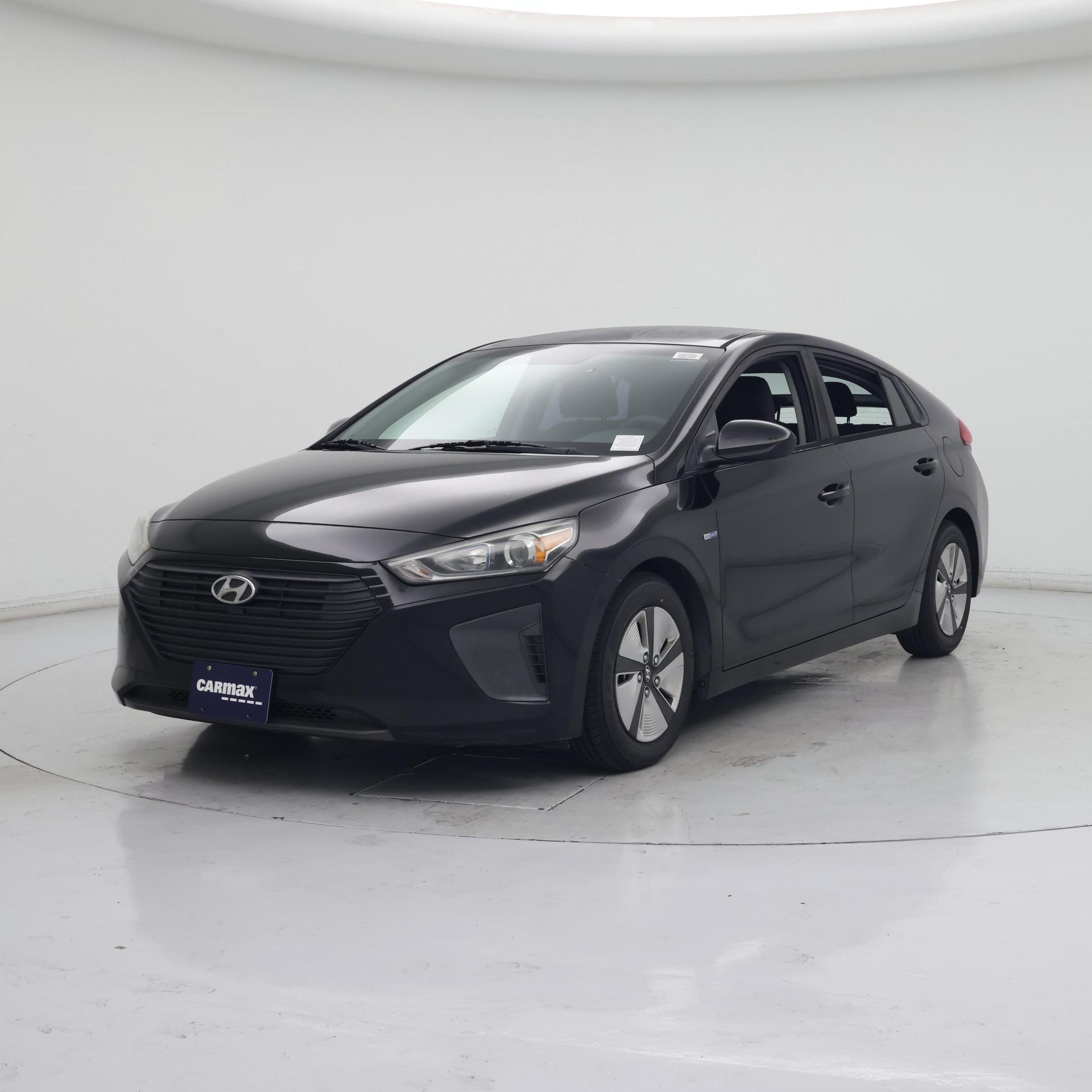 Thumbnail: 2018 Hyundai Ioniq - 4