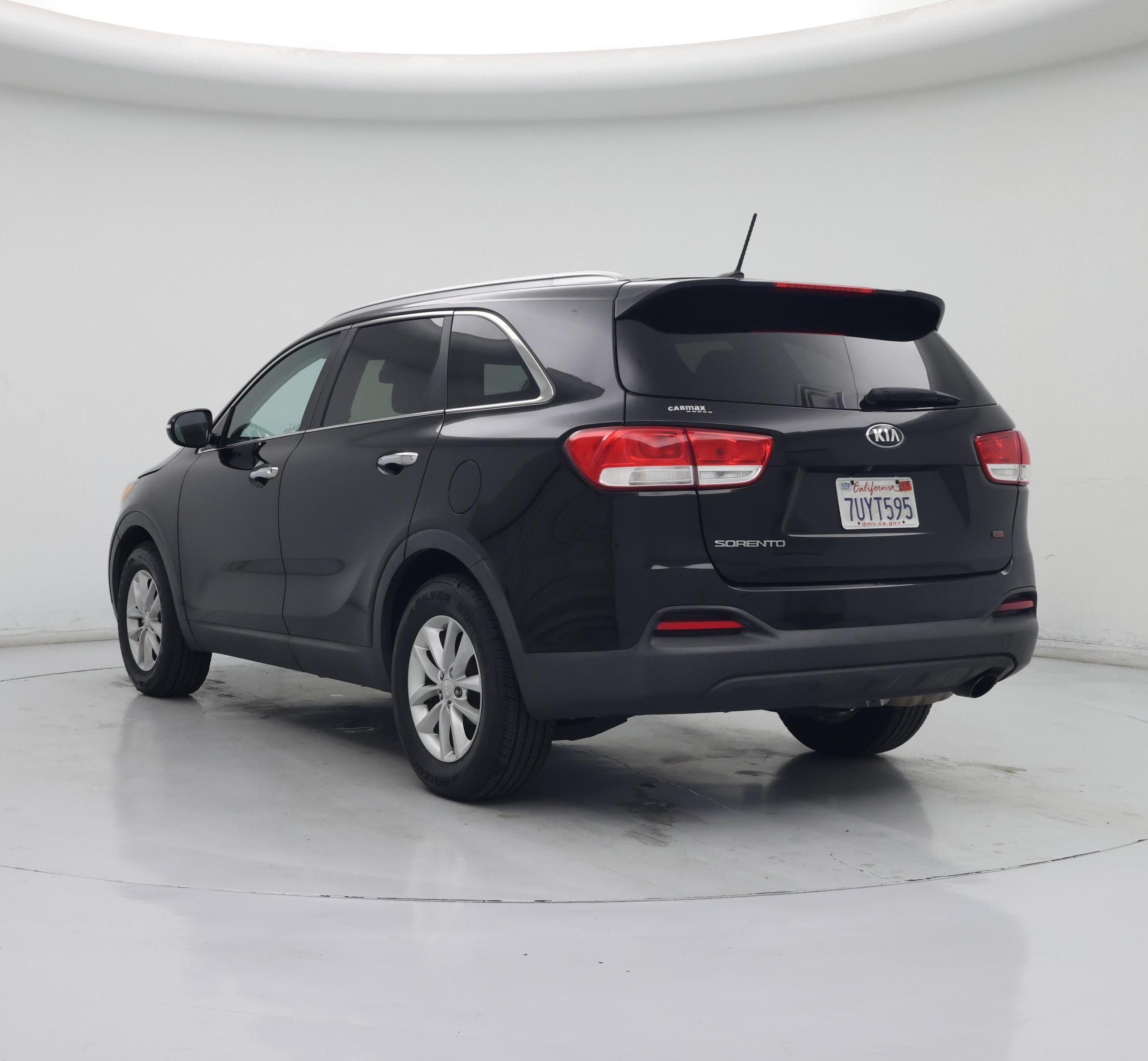 Thumbnail: 2017 Kia Sorento - 2