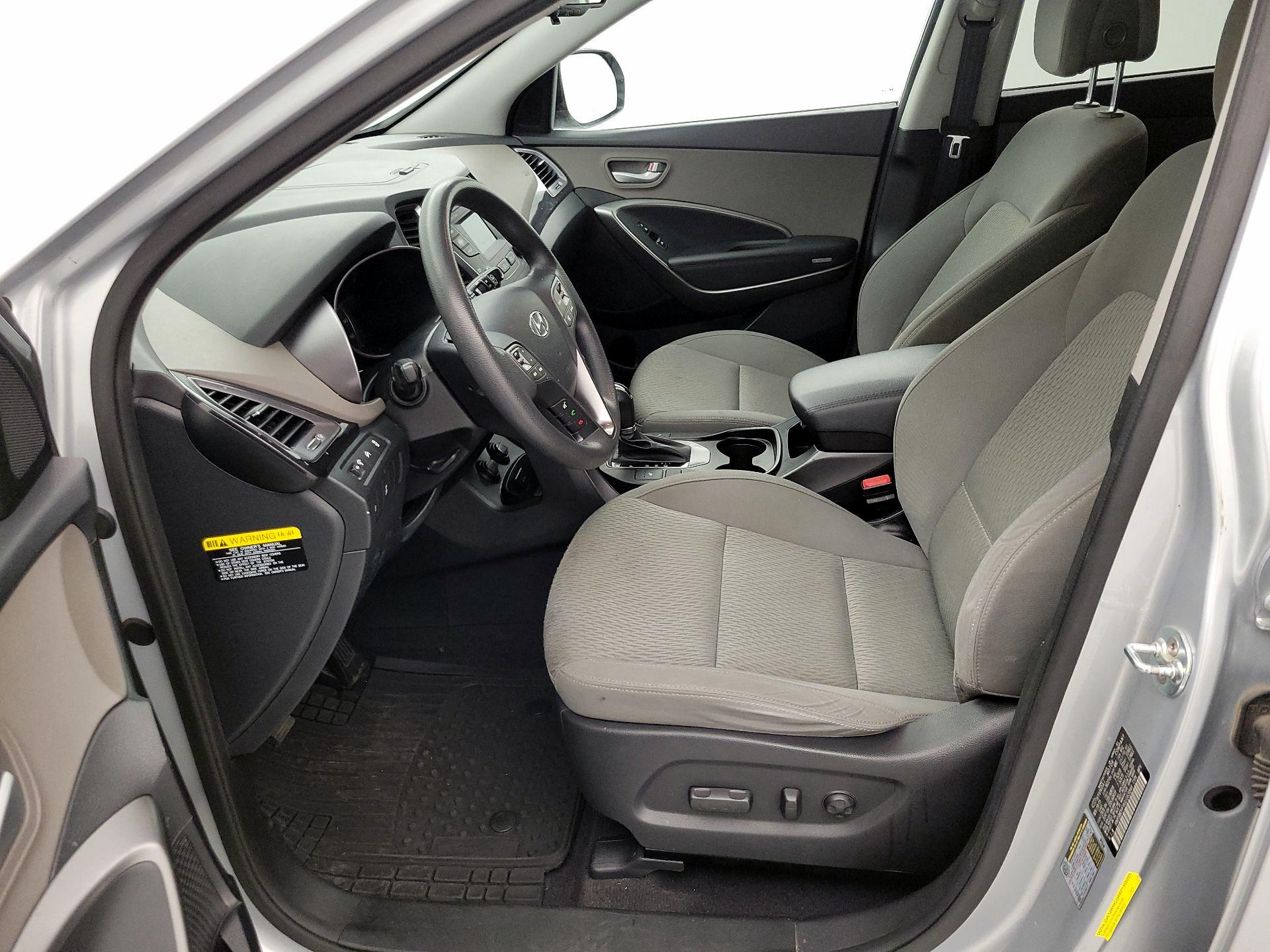 Thumbnail: 2016 Hyundai Santa Fe - 11