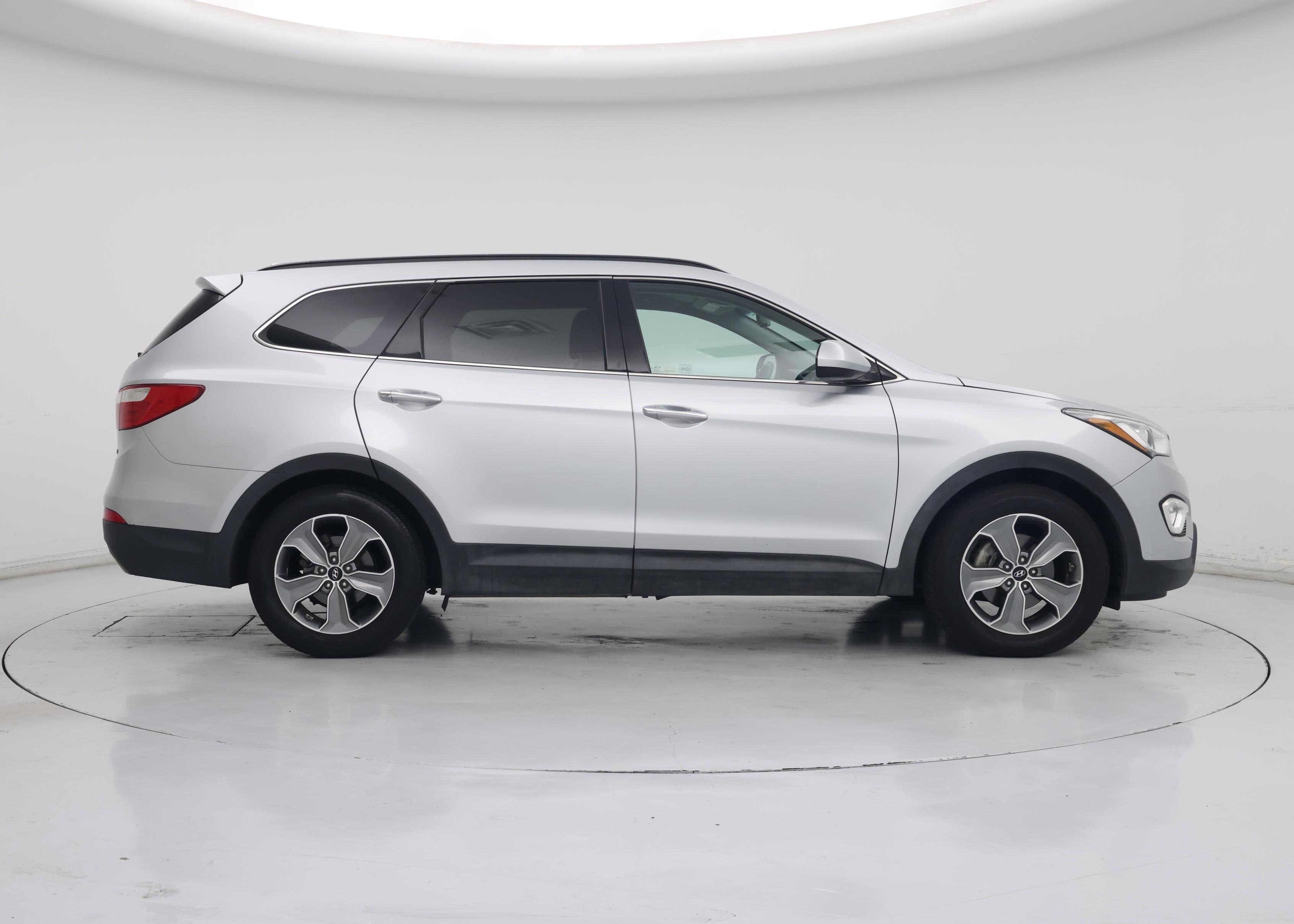 Thumbnail: 2016 Hyundai Santa Fe - 7