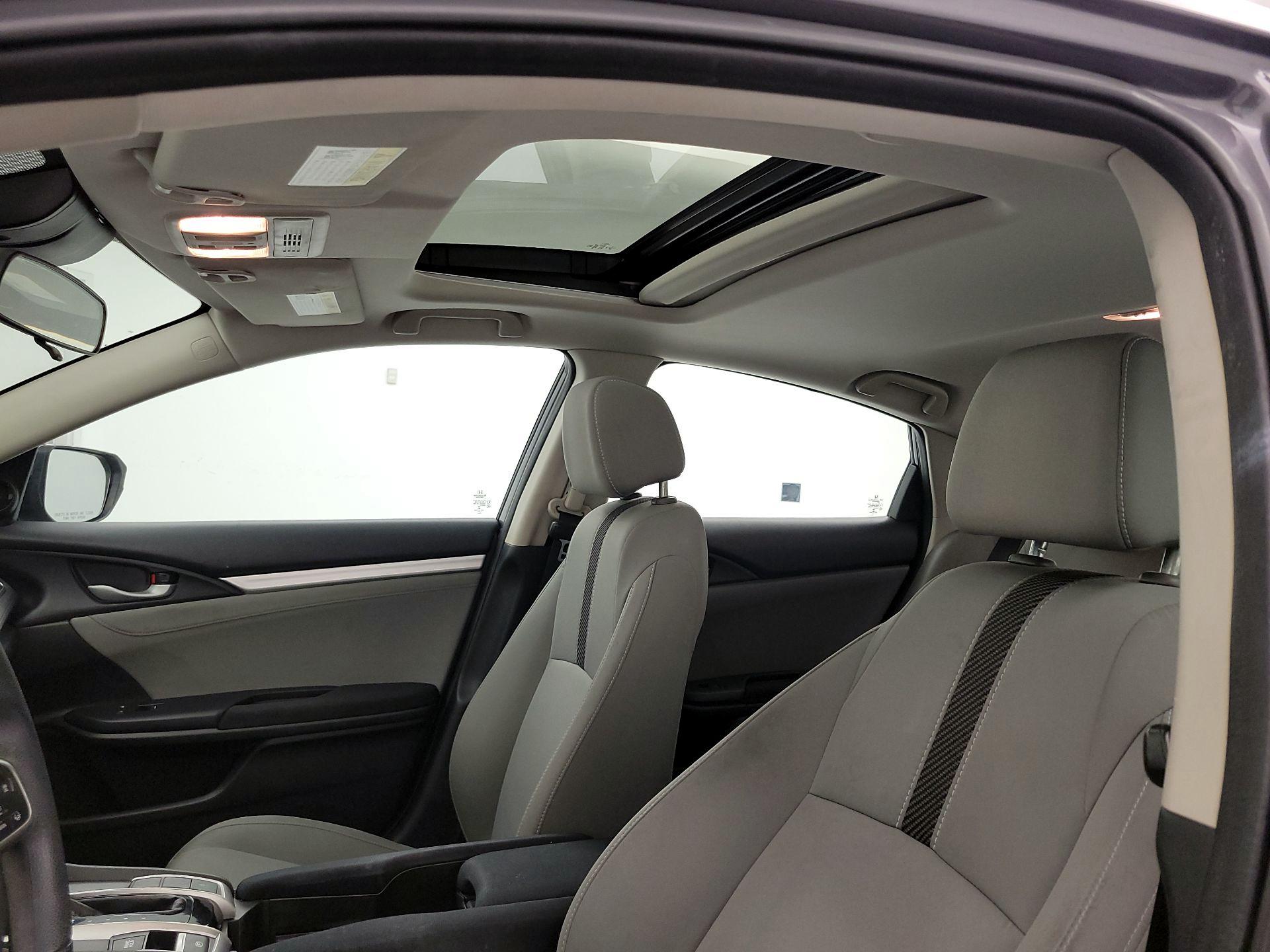 Thumbnail: 2017 Honda Civic - 18