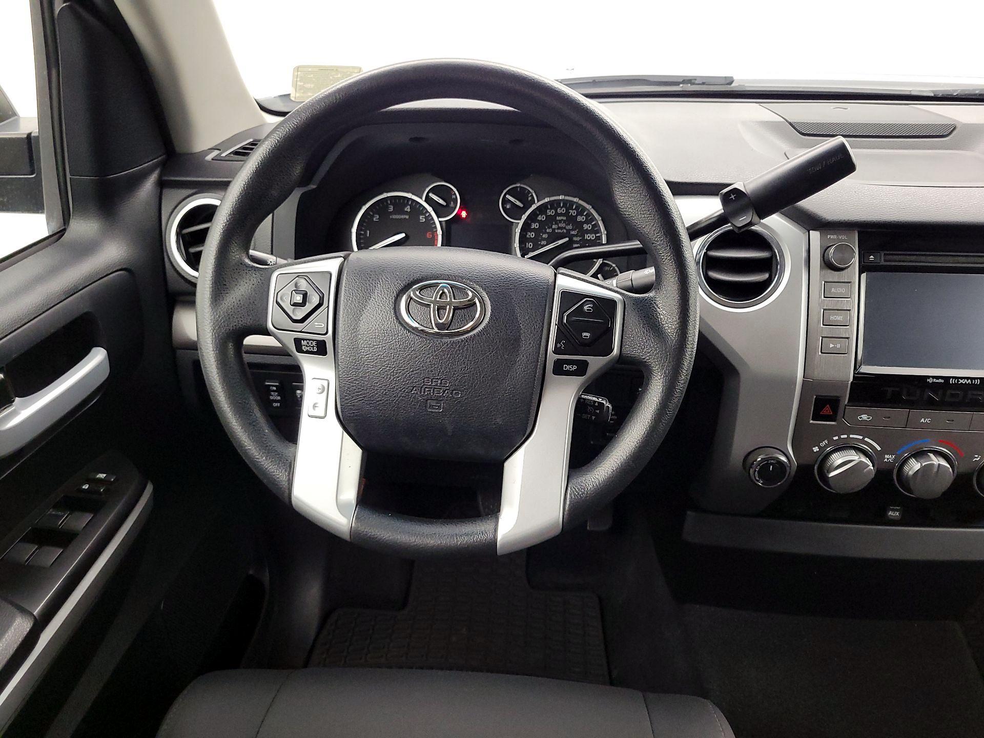 Thumbnail: 2017 Toyota Tundra - 10