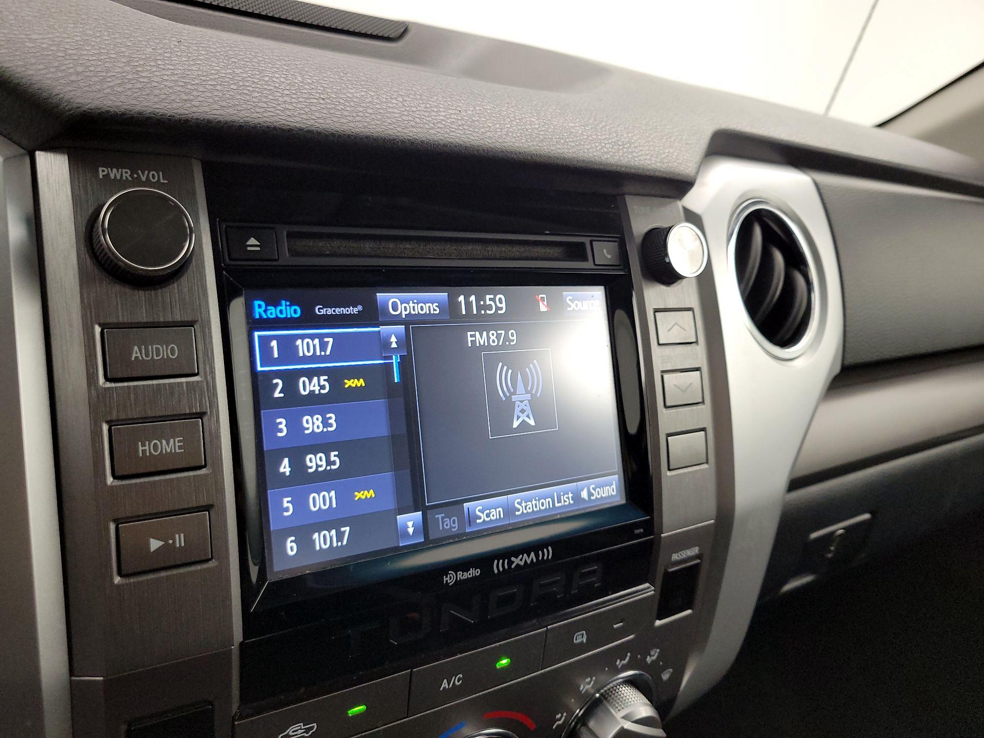 Thumbnail: 2017 Toyota Tundra - 15