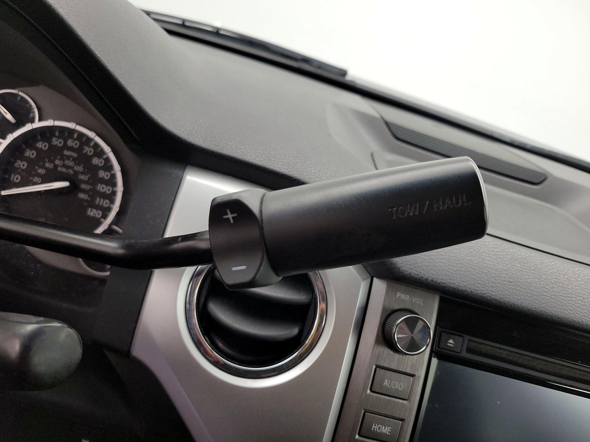 Thumbnail: 2017 Toyota Tundra - 17