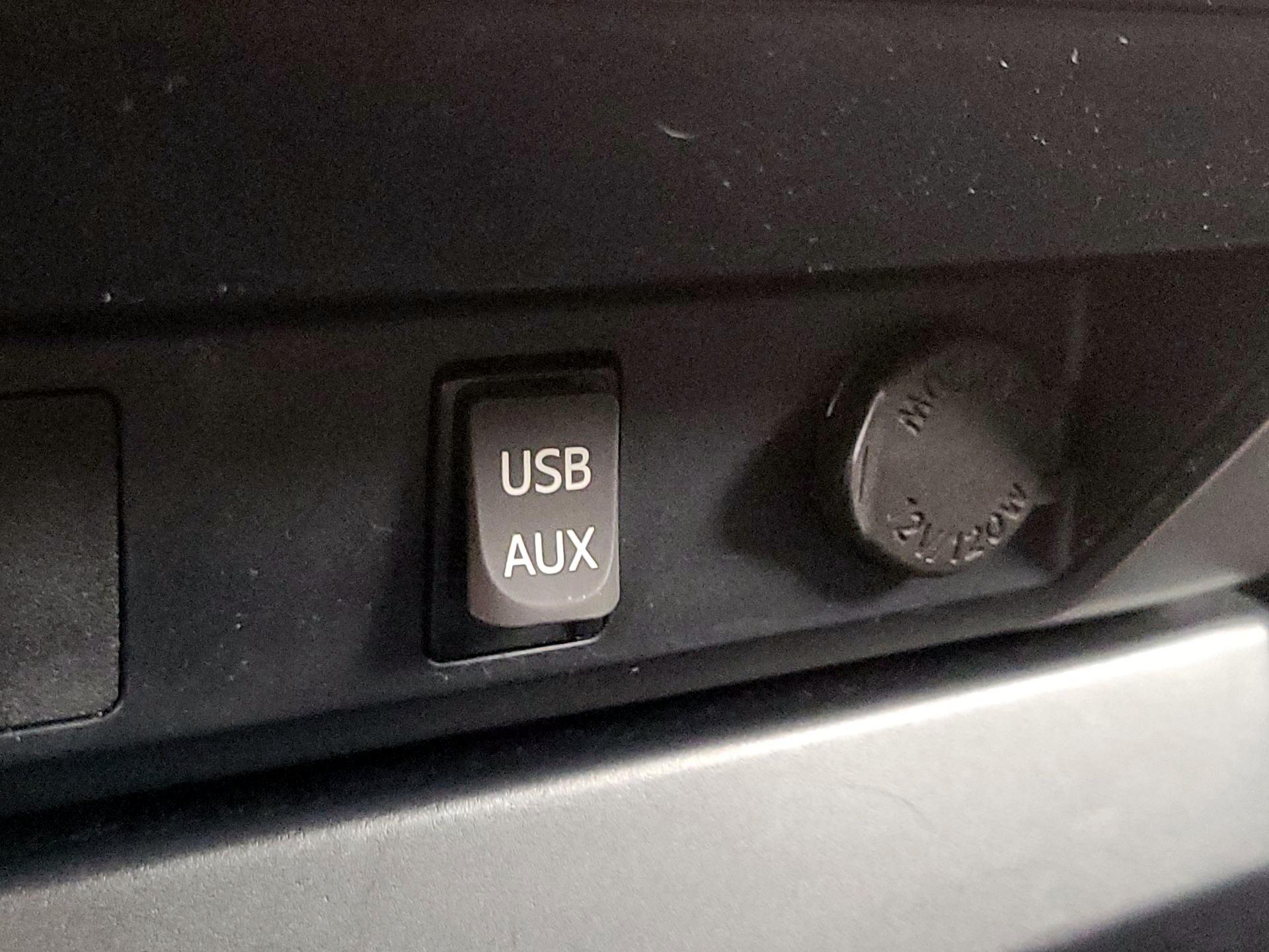 Thumbnail: 2017 Toyota Tundra - 18