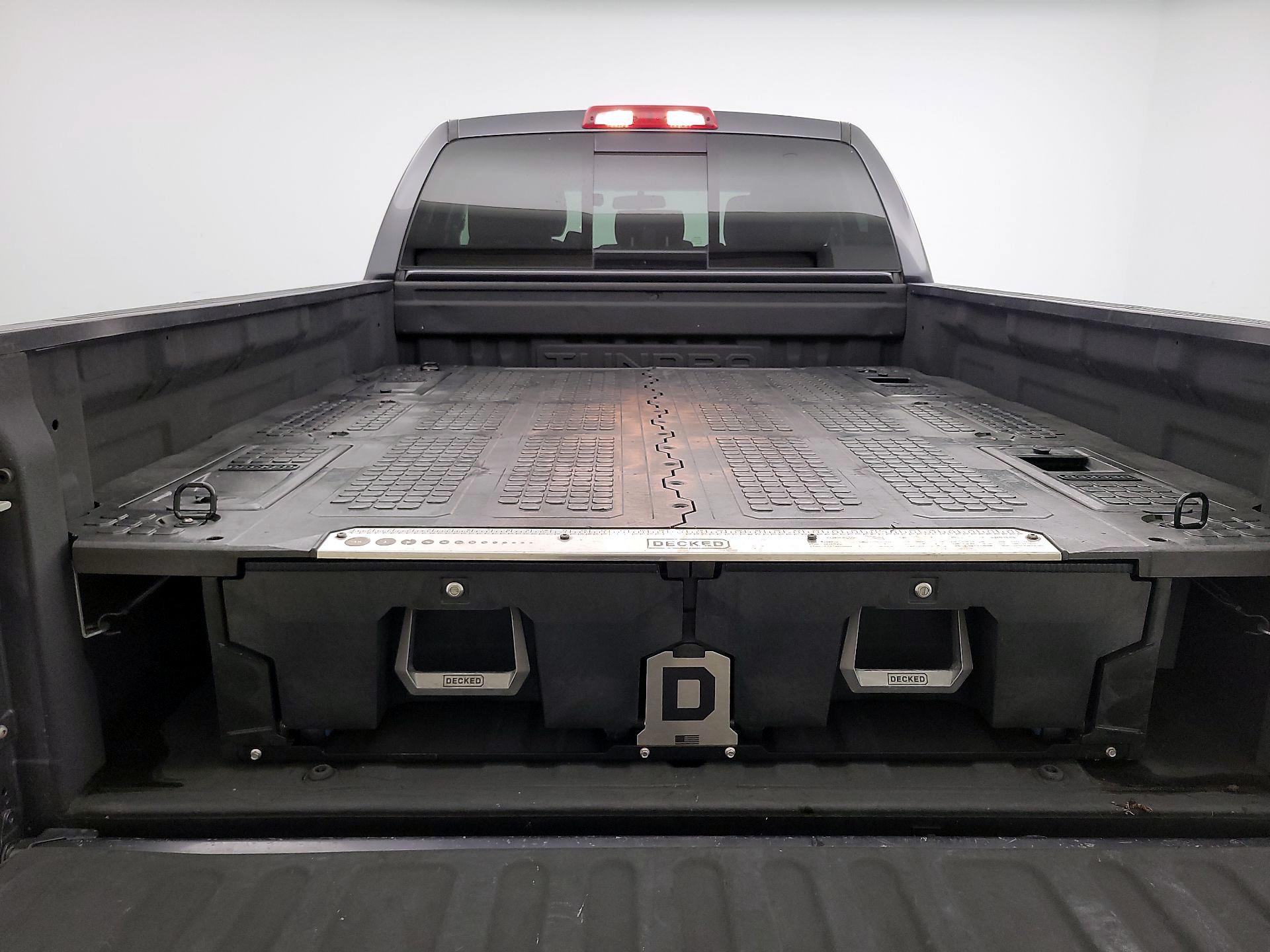 Thumbnail: 2017 Toyota Tundra - 20