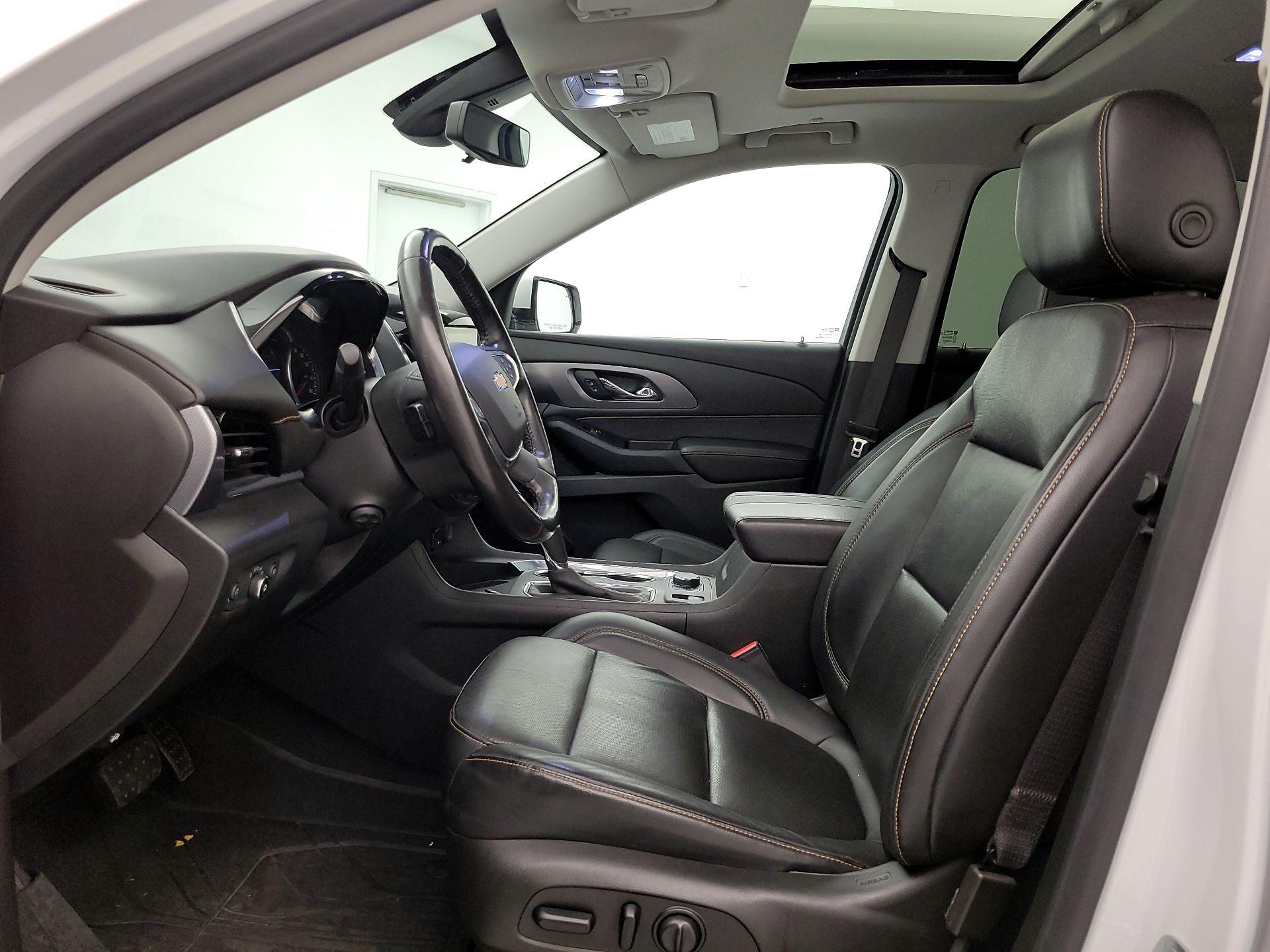 Thumbnail: 2019 Chevrolet Traverse - 11