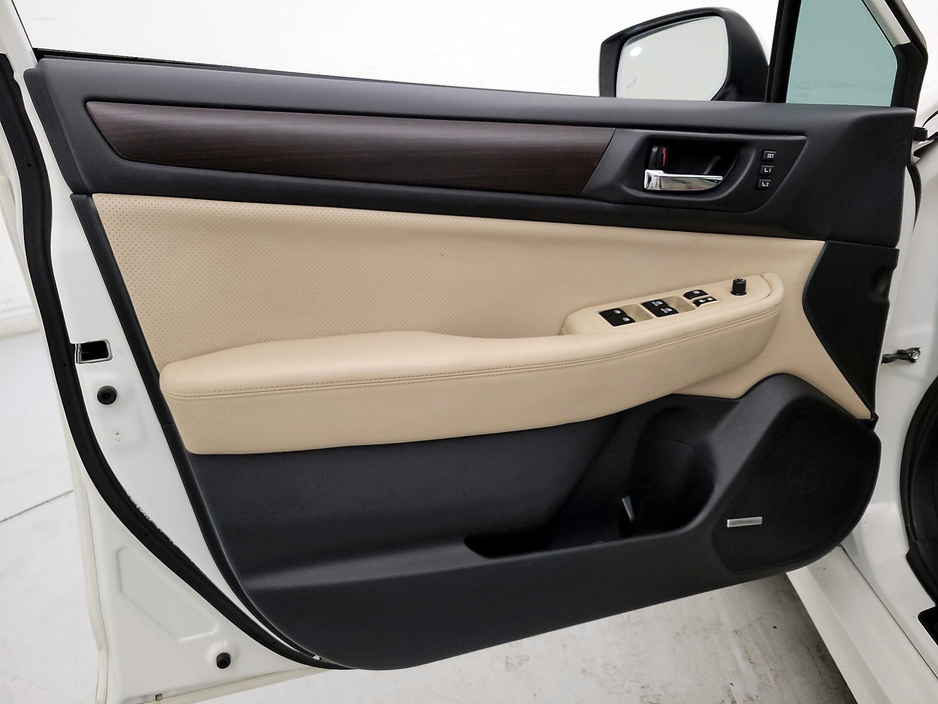 Thumbnail: 2015 Subaru Legacy - 12