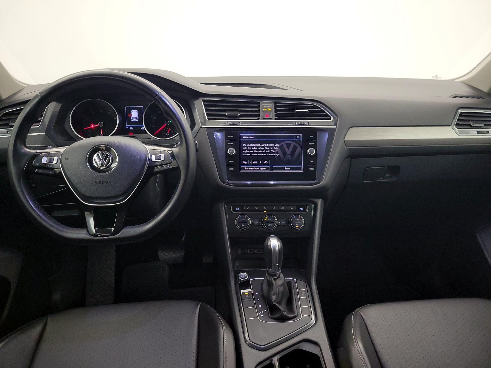 Thumbnail: 2018 Volkswagen Tiguan - 9