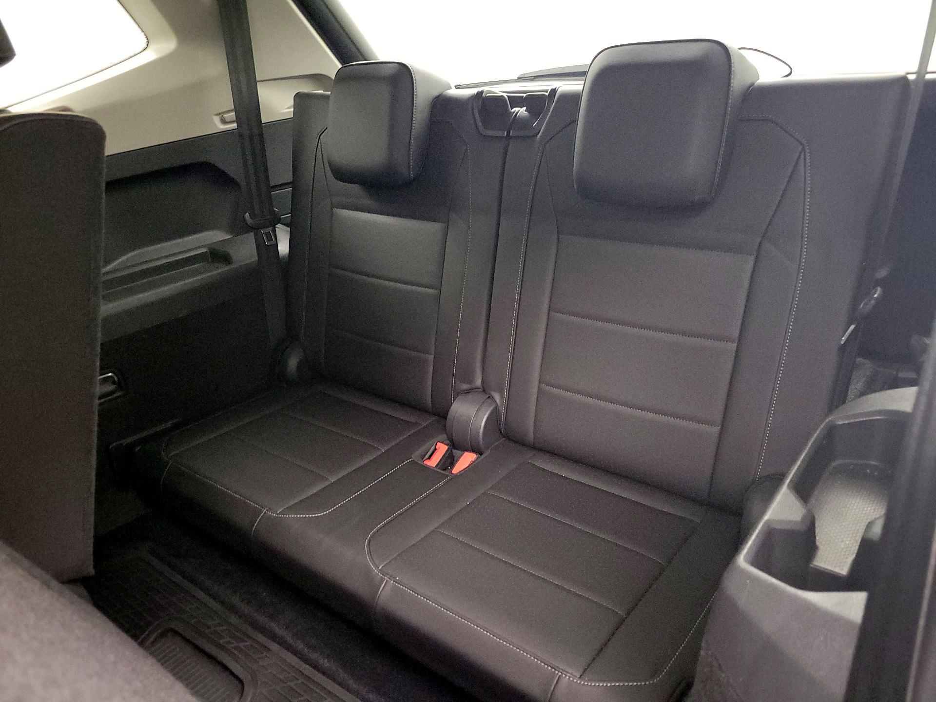 Thumbnail: 2018 Volkswagen Tiguan - 20