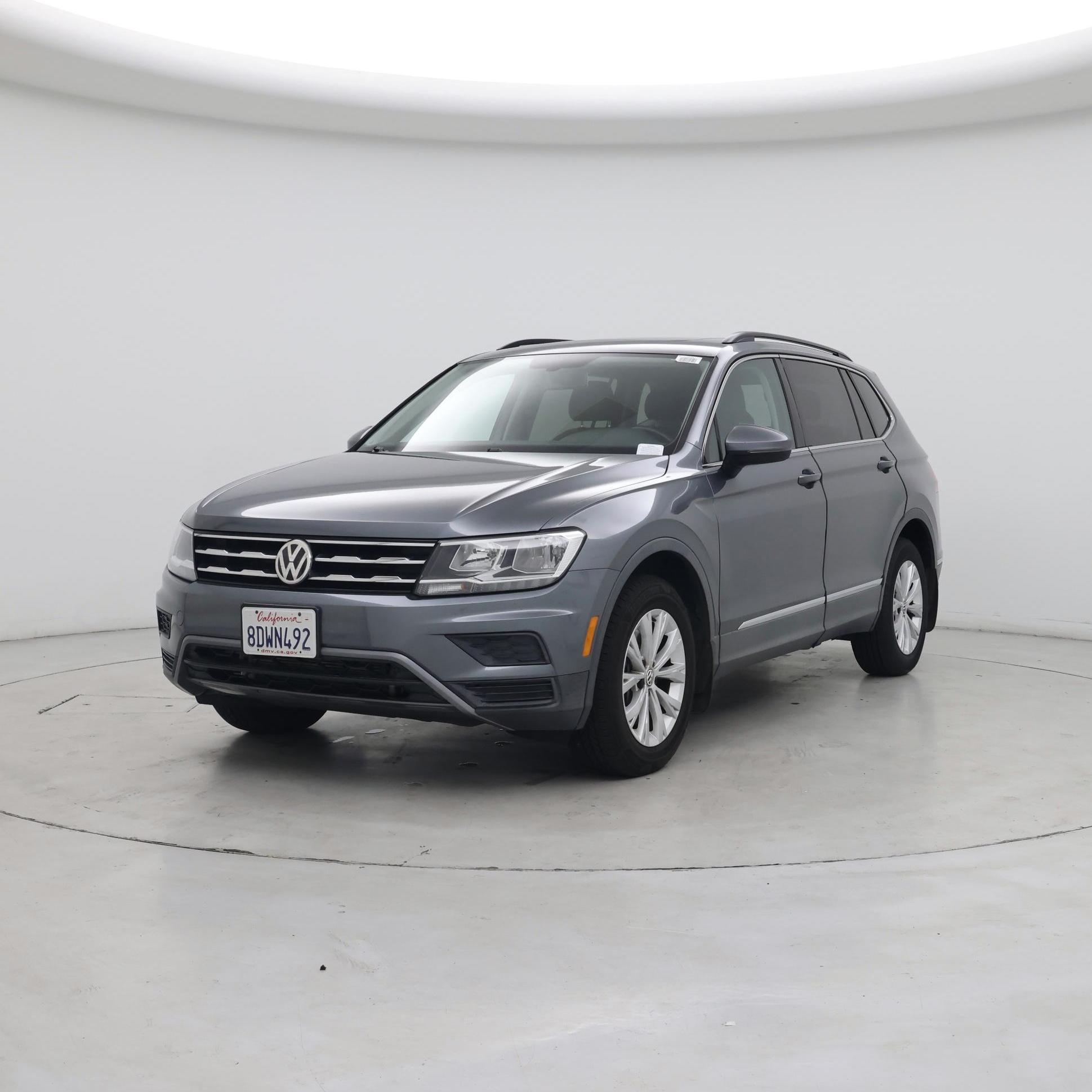 Thumbnail: 2018 Volkswagen Tiguan - 4