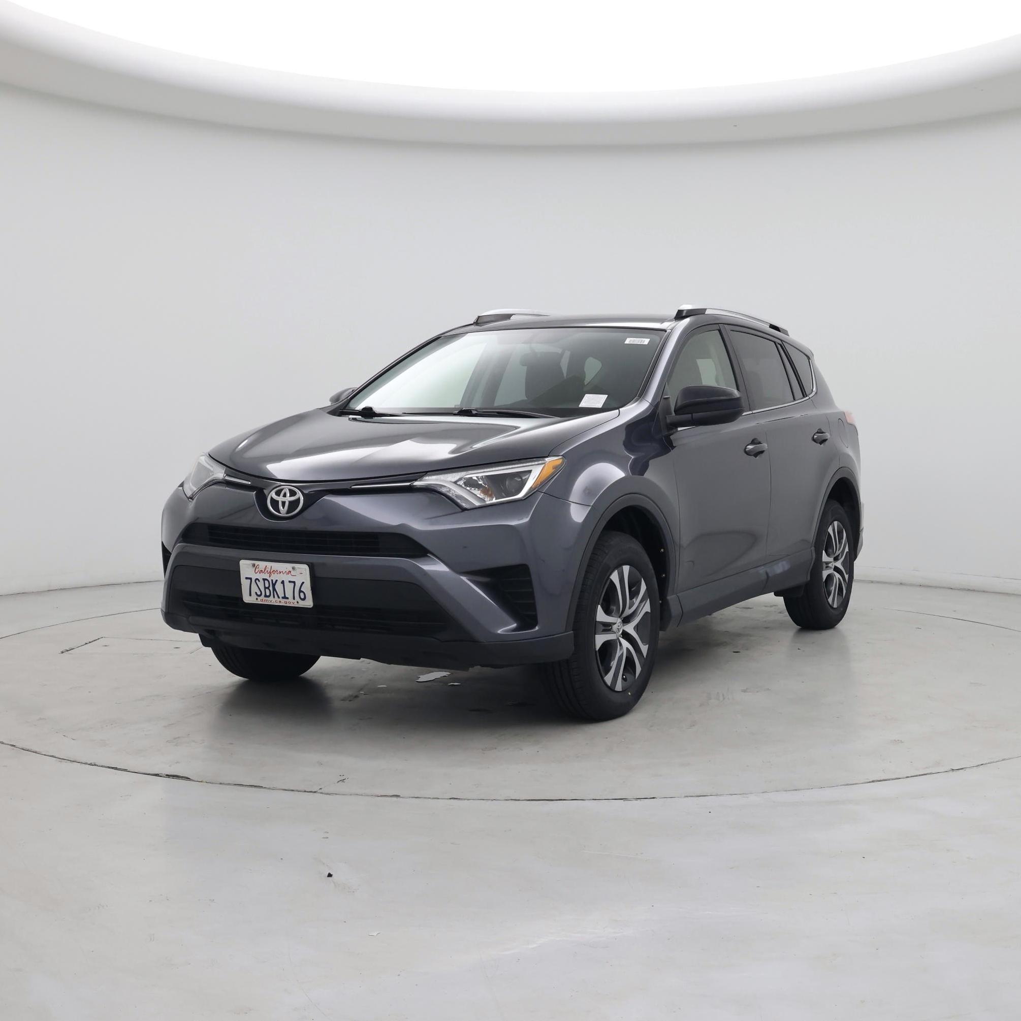 Thumbnail: 2016 Toyota RAV4 - 4