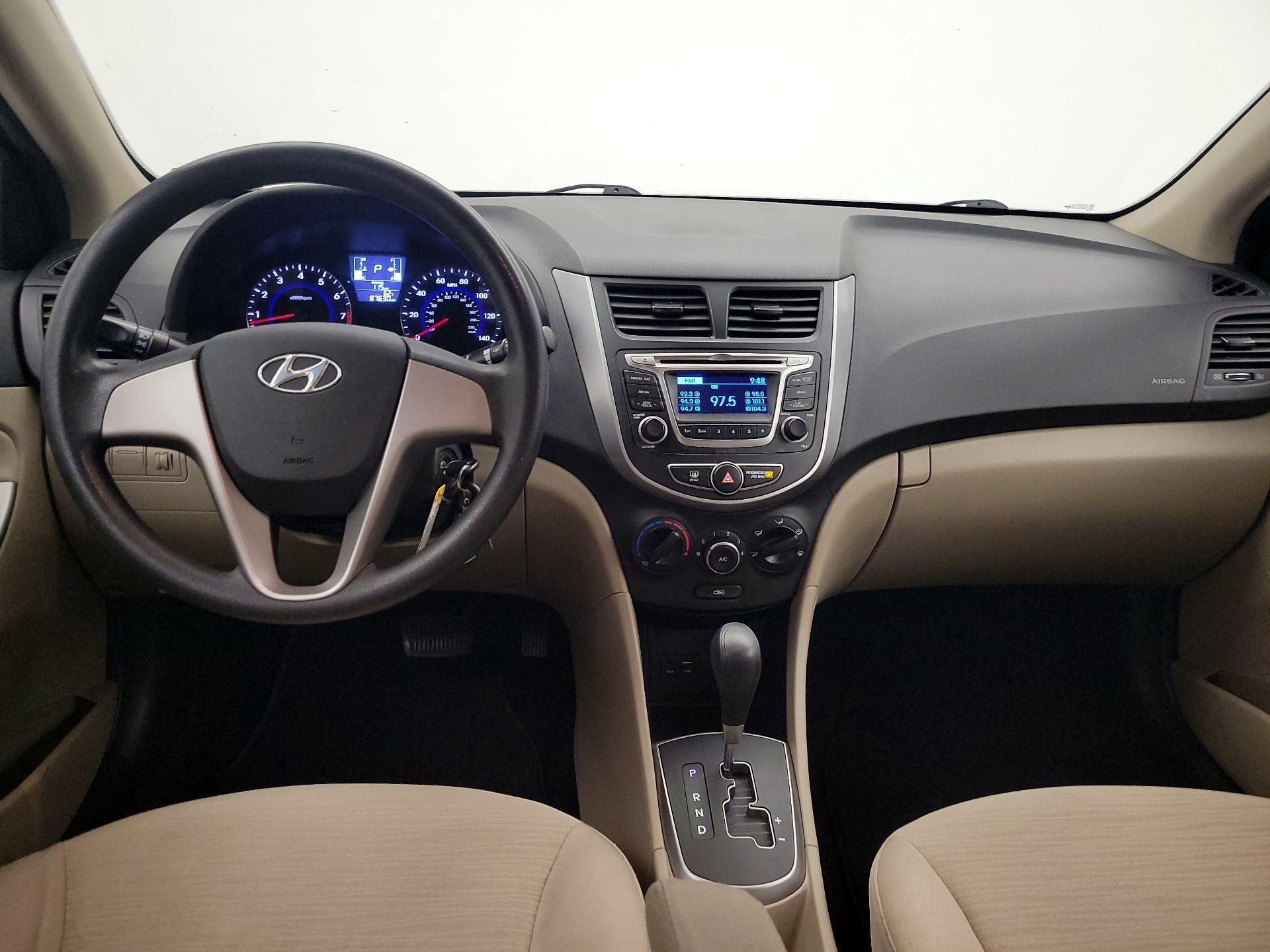 Thumbnail: 2015 Hyundai Accent - 9