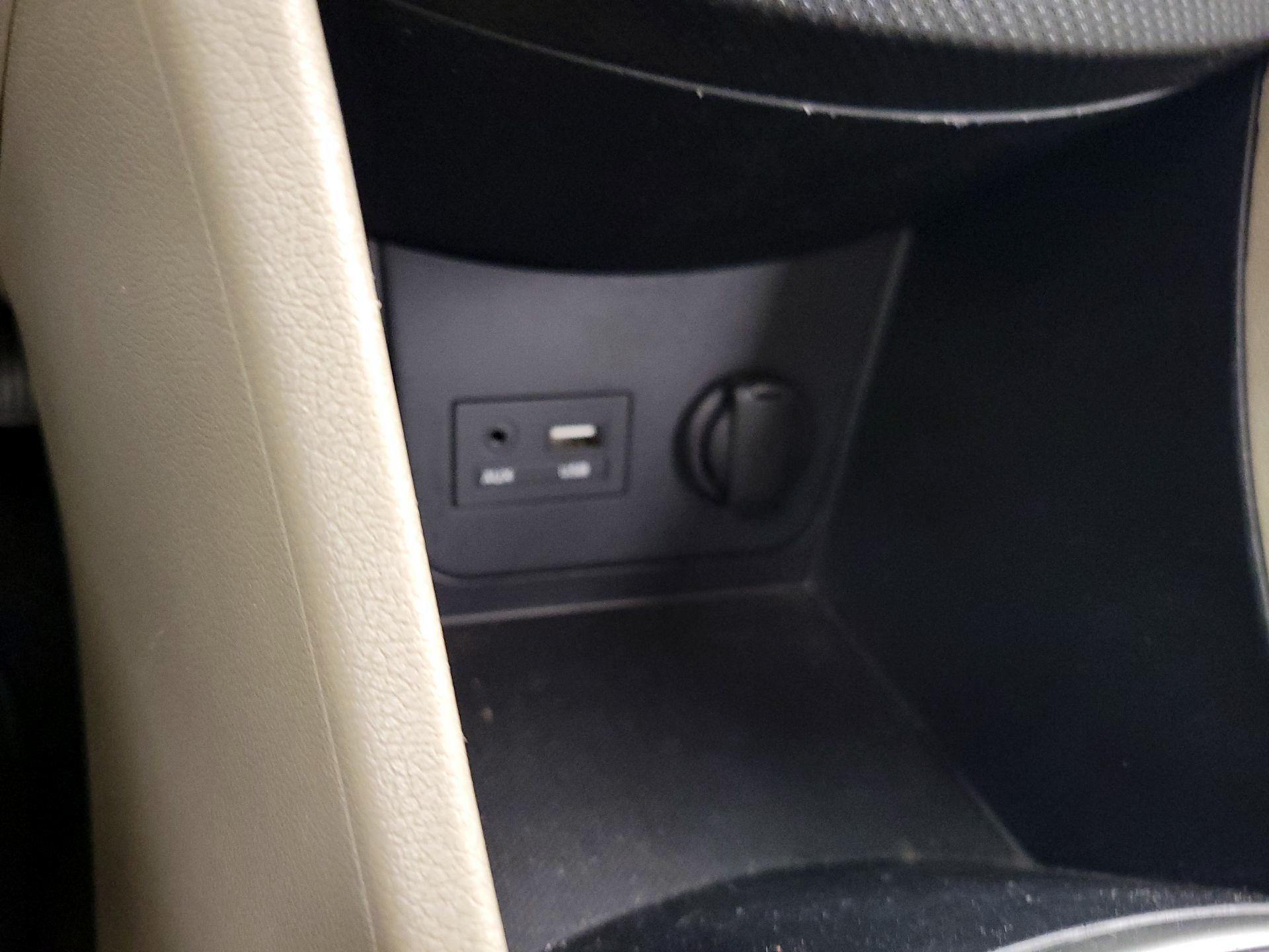 Thumbnail: 2015 Hyundai Accent - 17