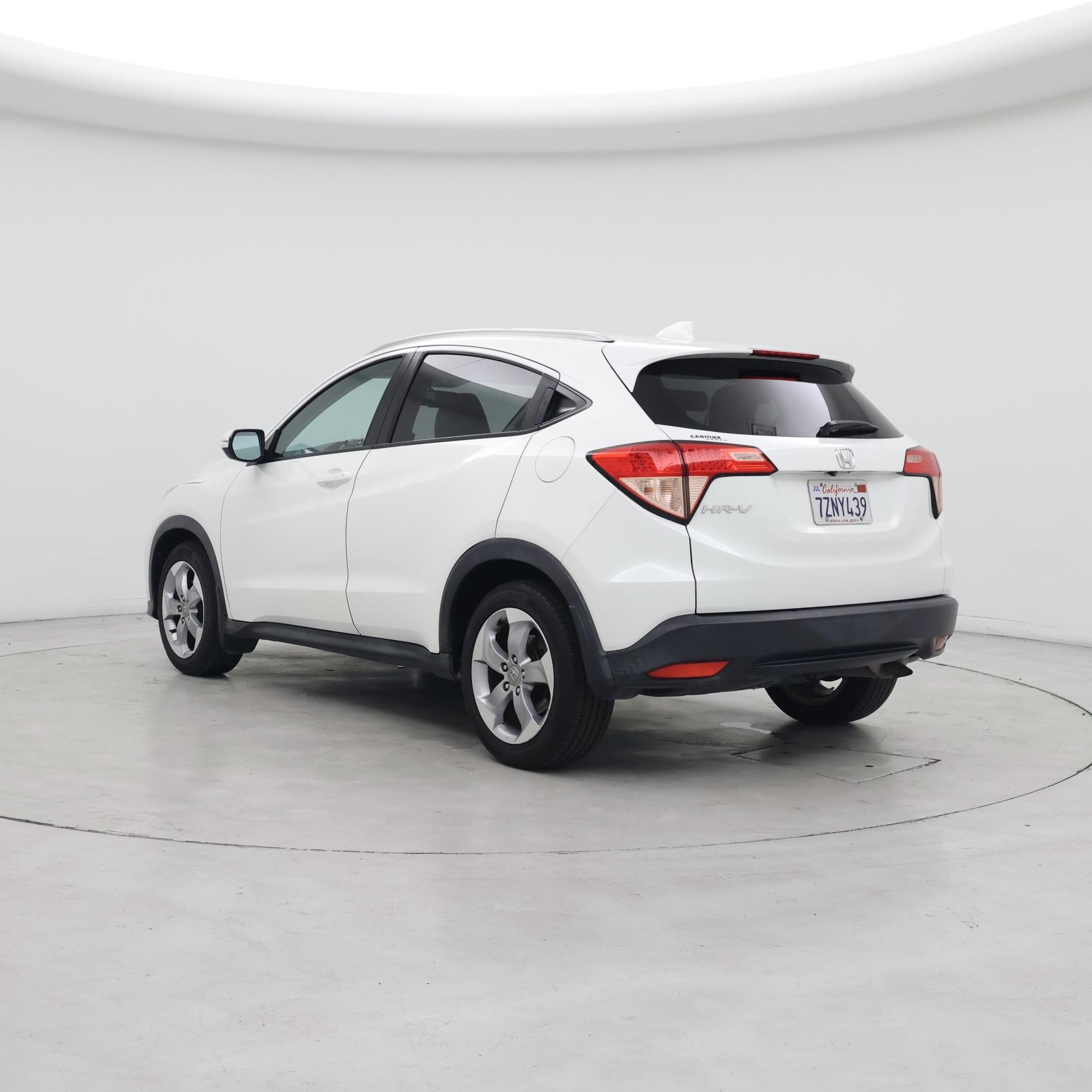 Thumbnail: 2017 Honda HR-V - 2