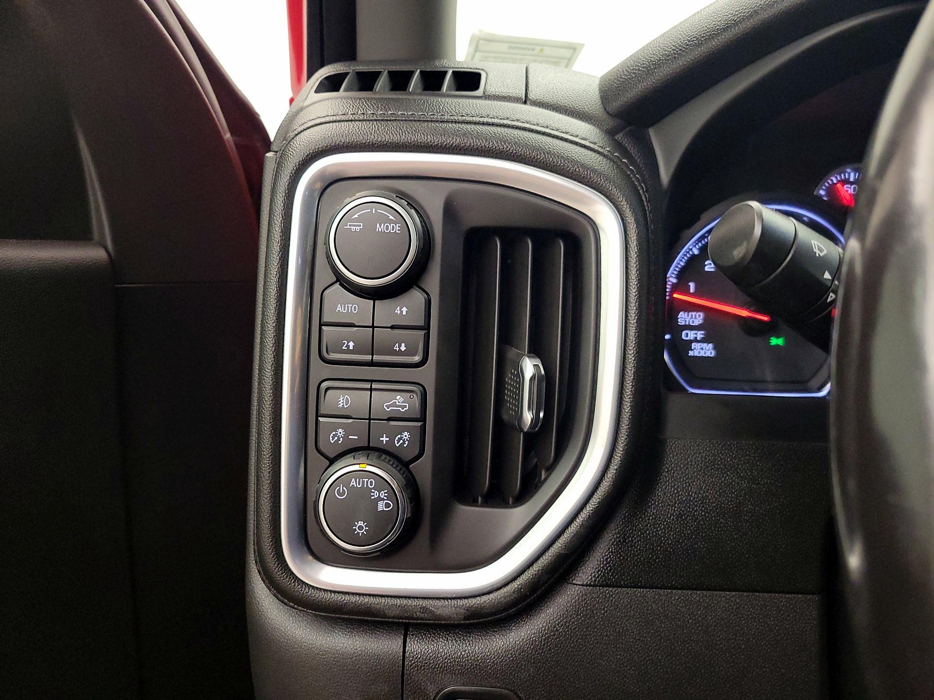 Thumbnail: 2020 Chevrolet Silverado 1500 - 13