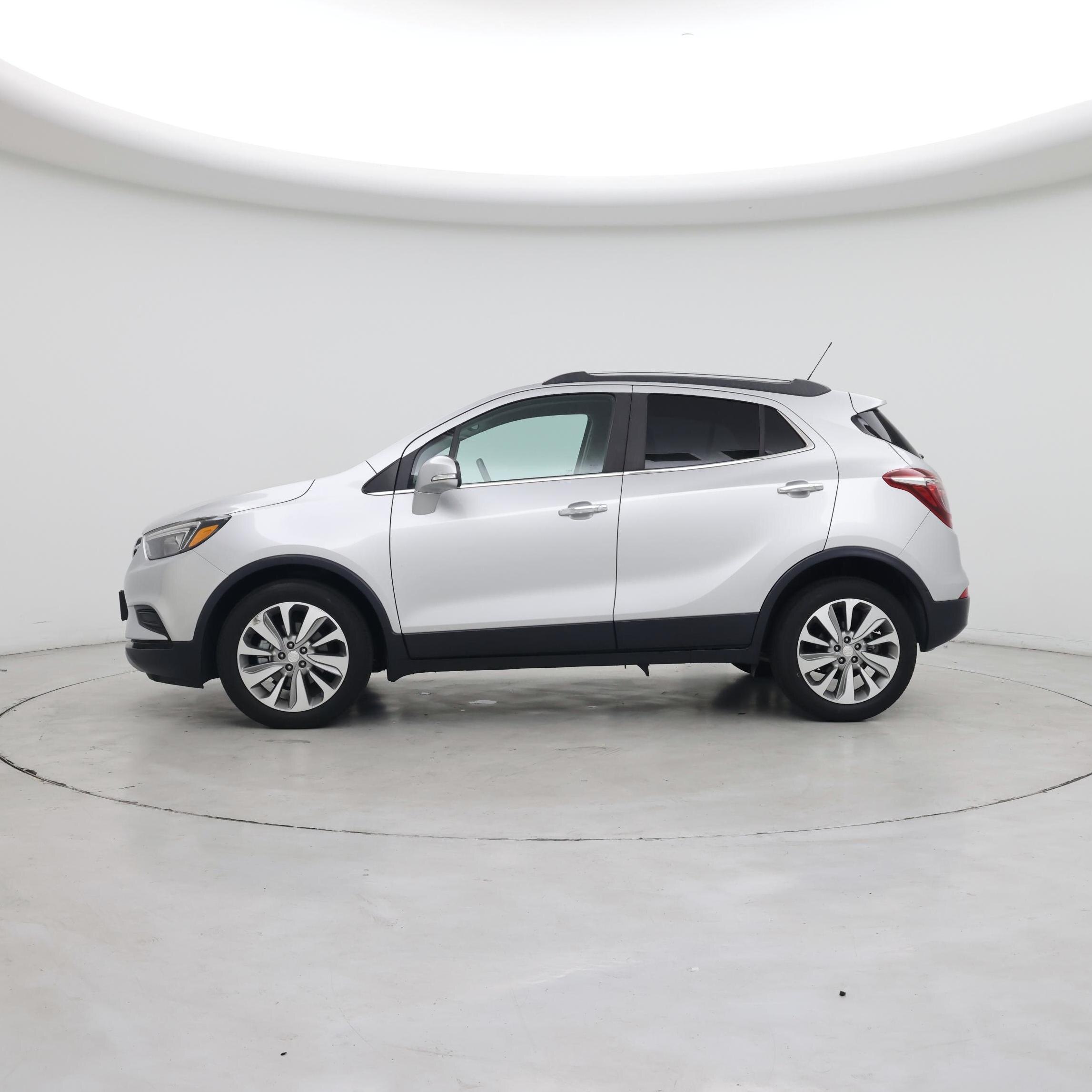 Thumbnail: 2017 Buick Encore - 3