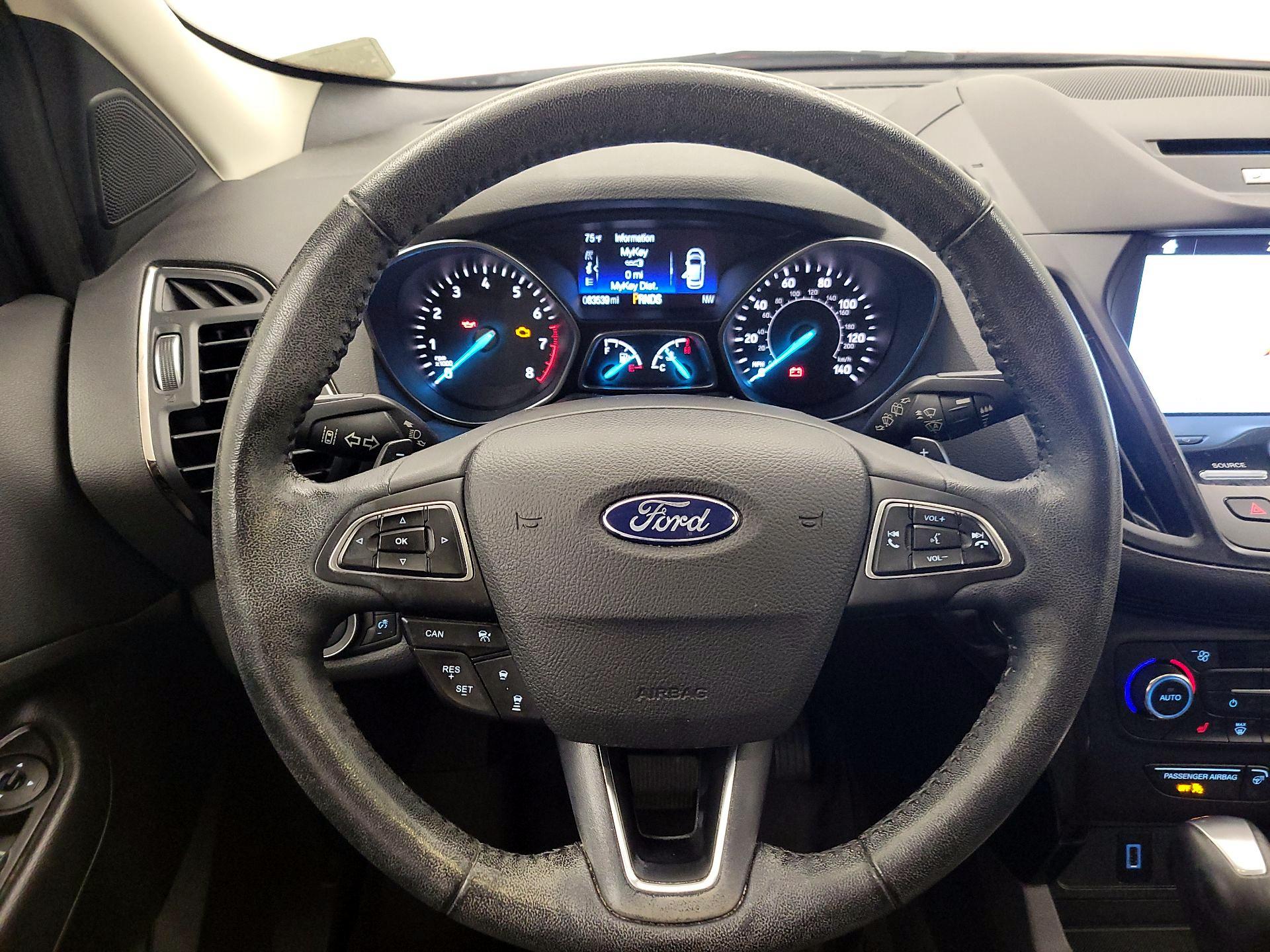 Thumbnail: 2017 Ford Escape - 10