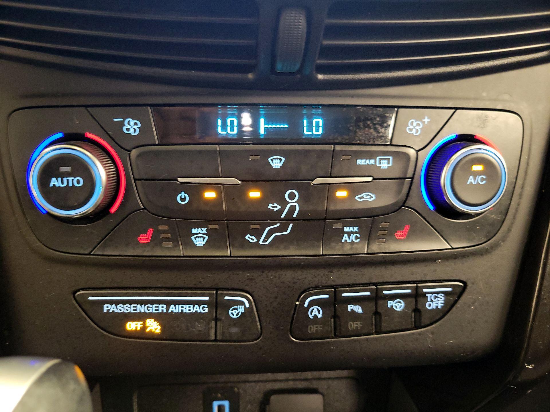 Thumbnail: 2017 Ford Escape - 17