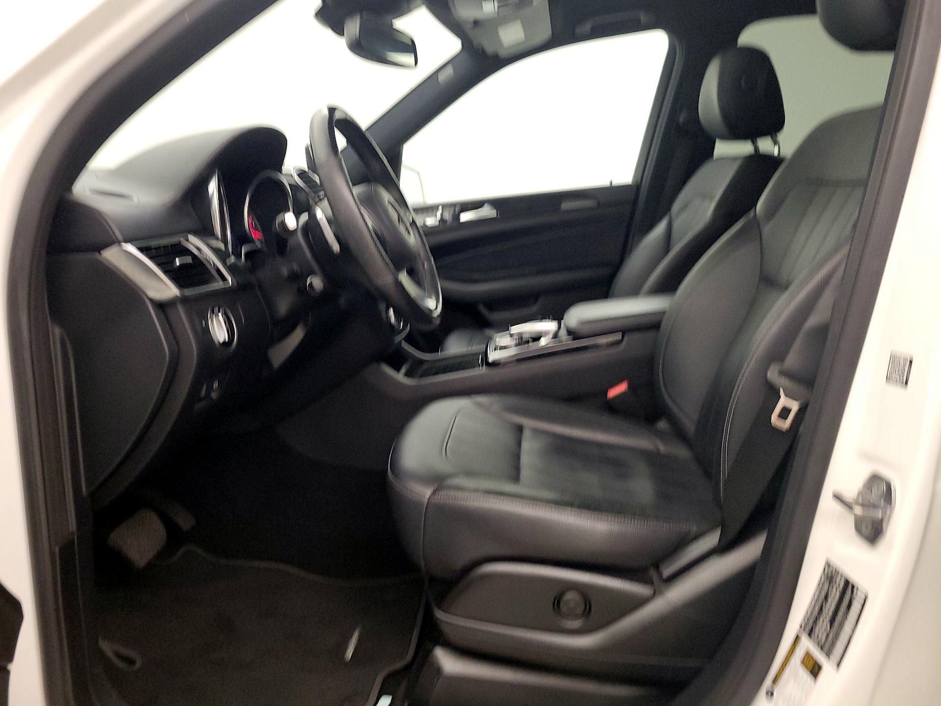 Thumbnail: 2019 Mercedes-Benz GLS - 11