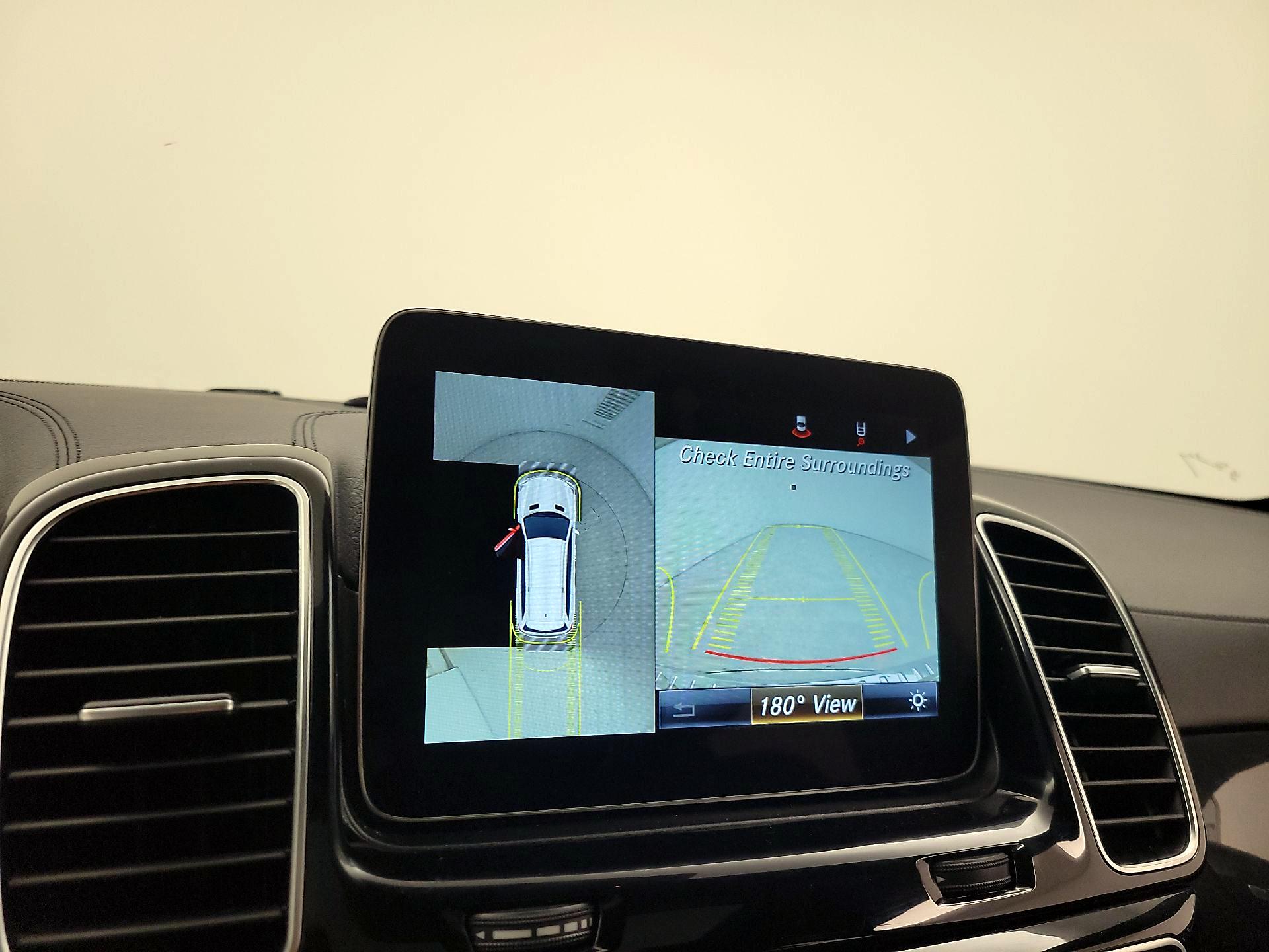 Thumbnail: 2019 Mercedes-Benz GLS - 14