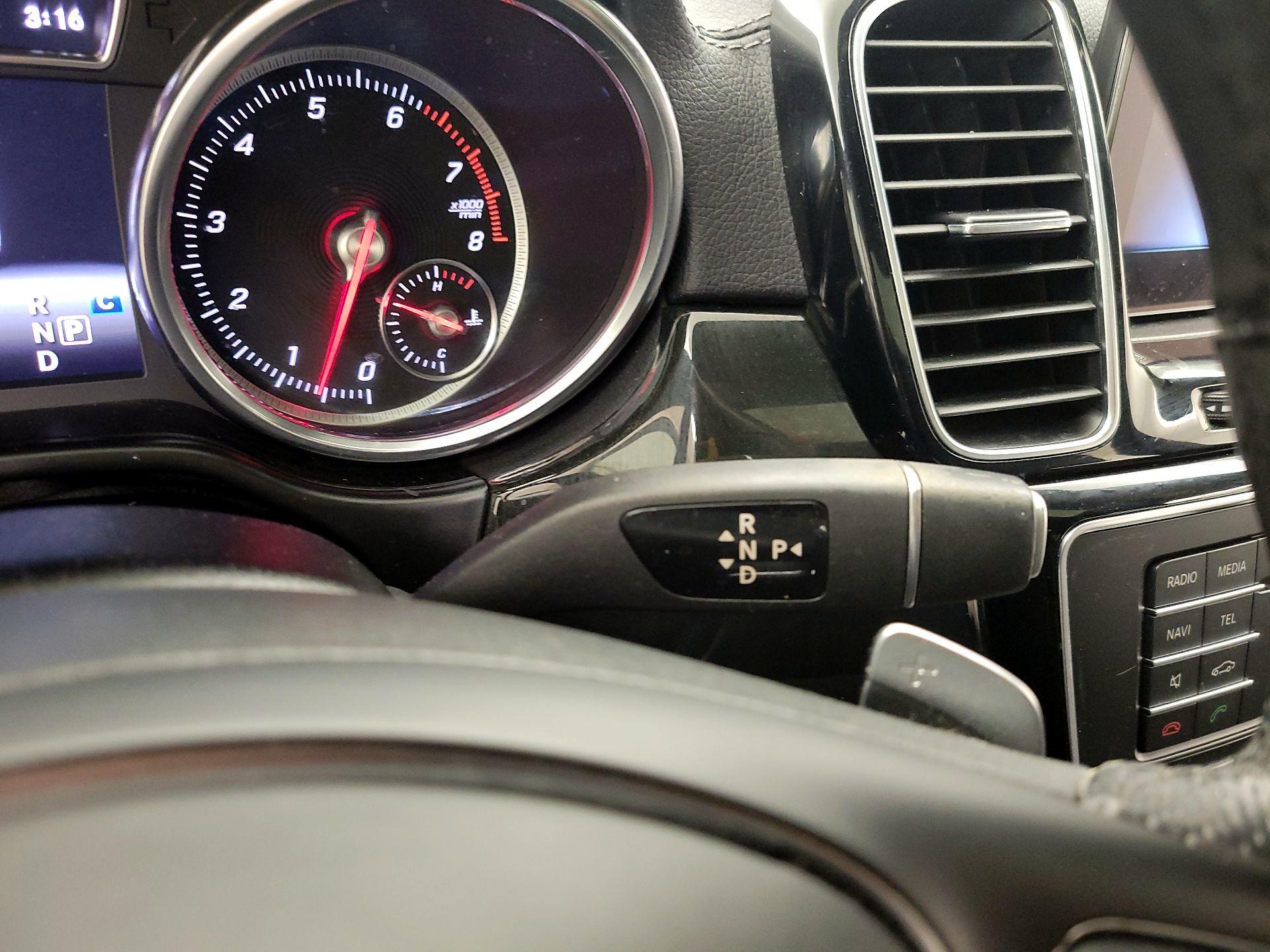 Thumbnail: 2019 Mercedes-Benz GLS - 17