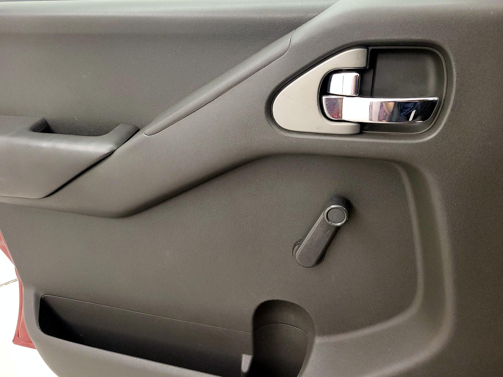 Thumbnail: 2014 Nissan Frontier - 12