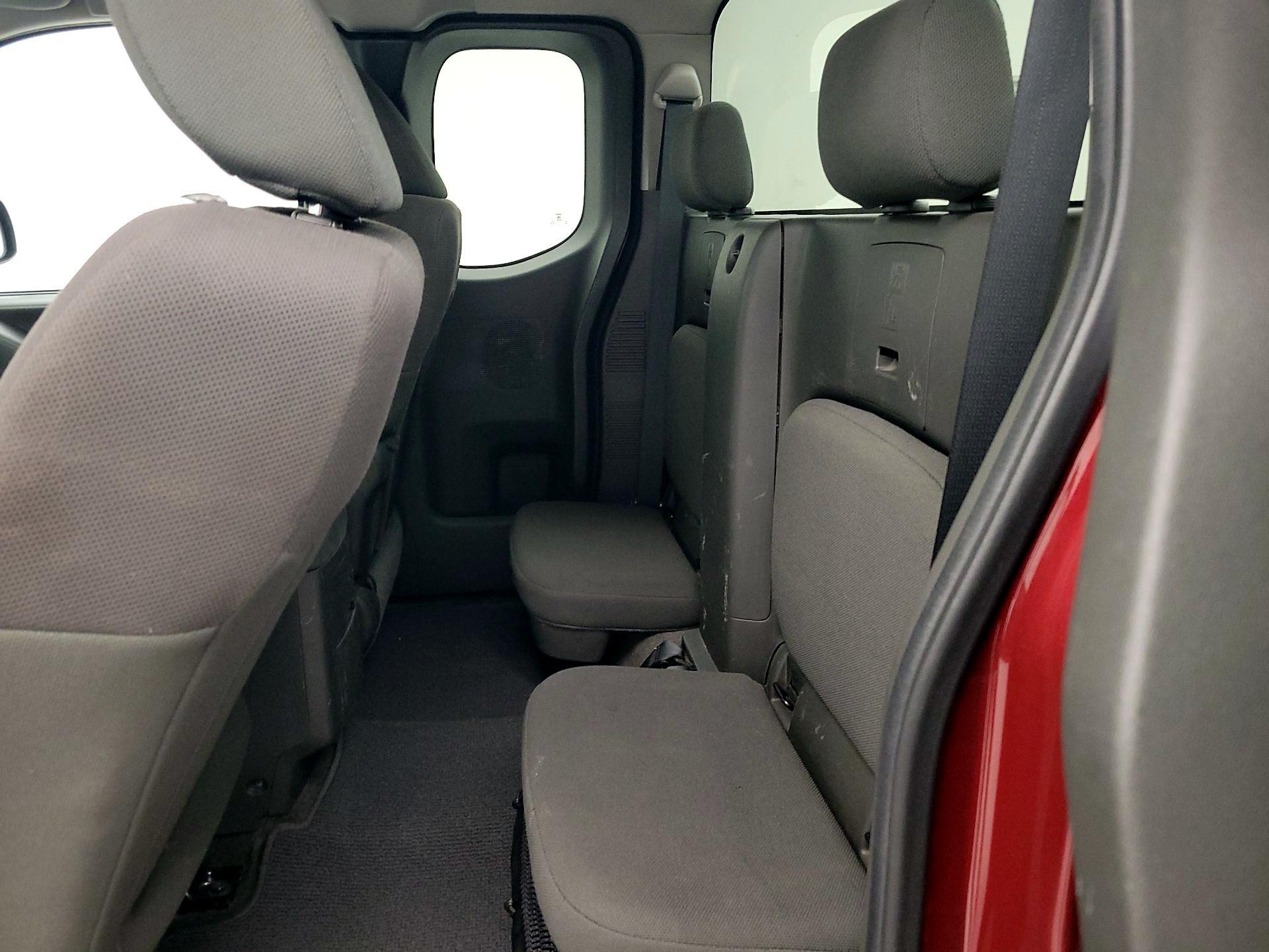 Thumbnail: 2014 Nissan Frontier - 16