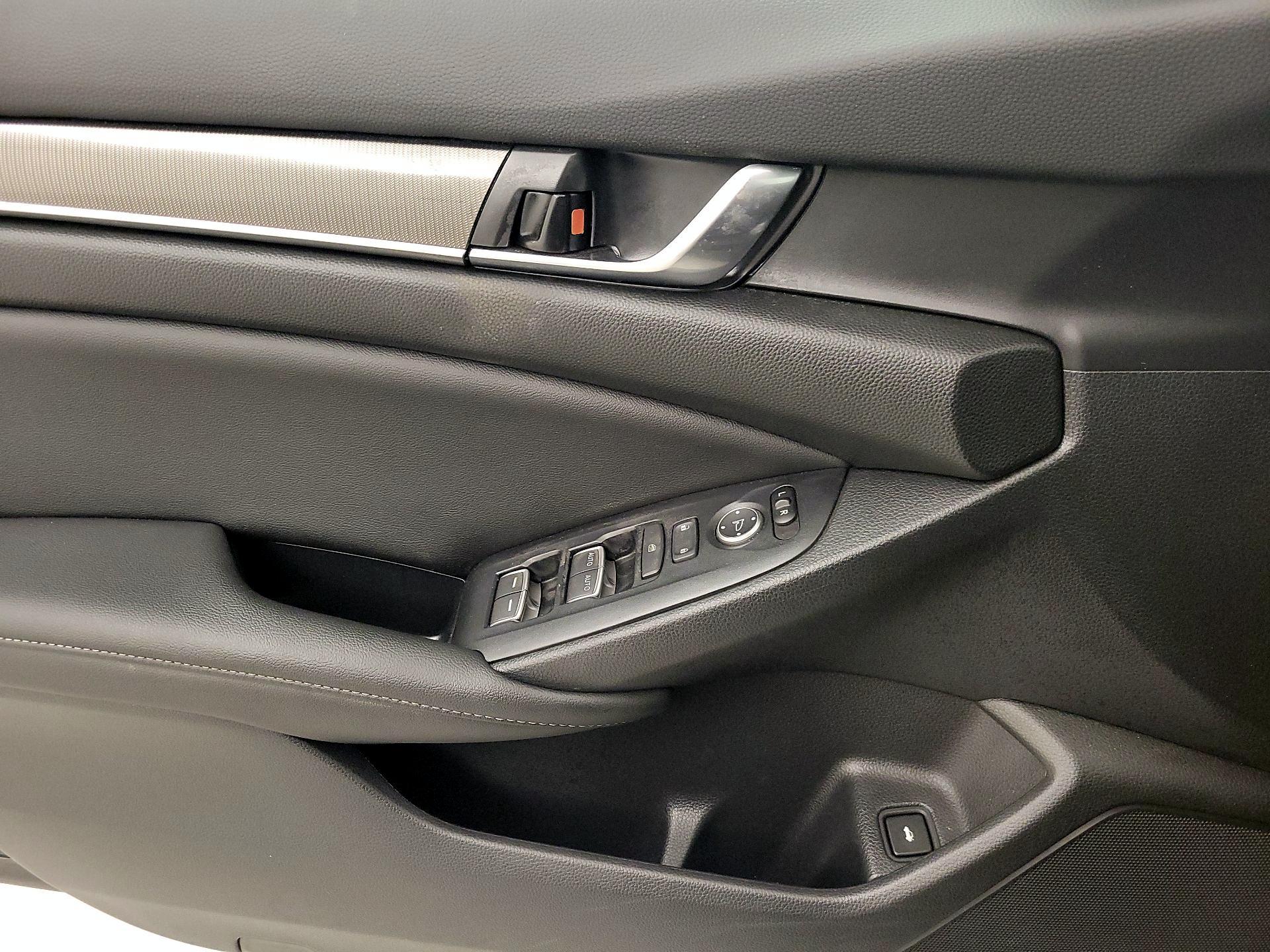 Thumbnail: 2022 Honda Accord - 12