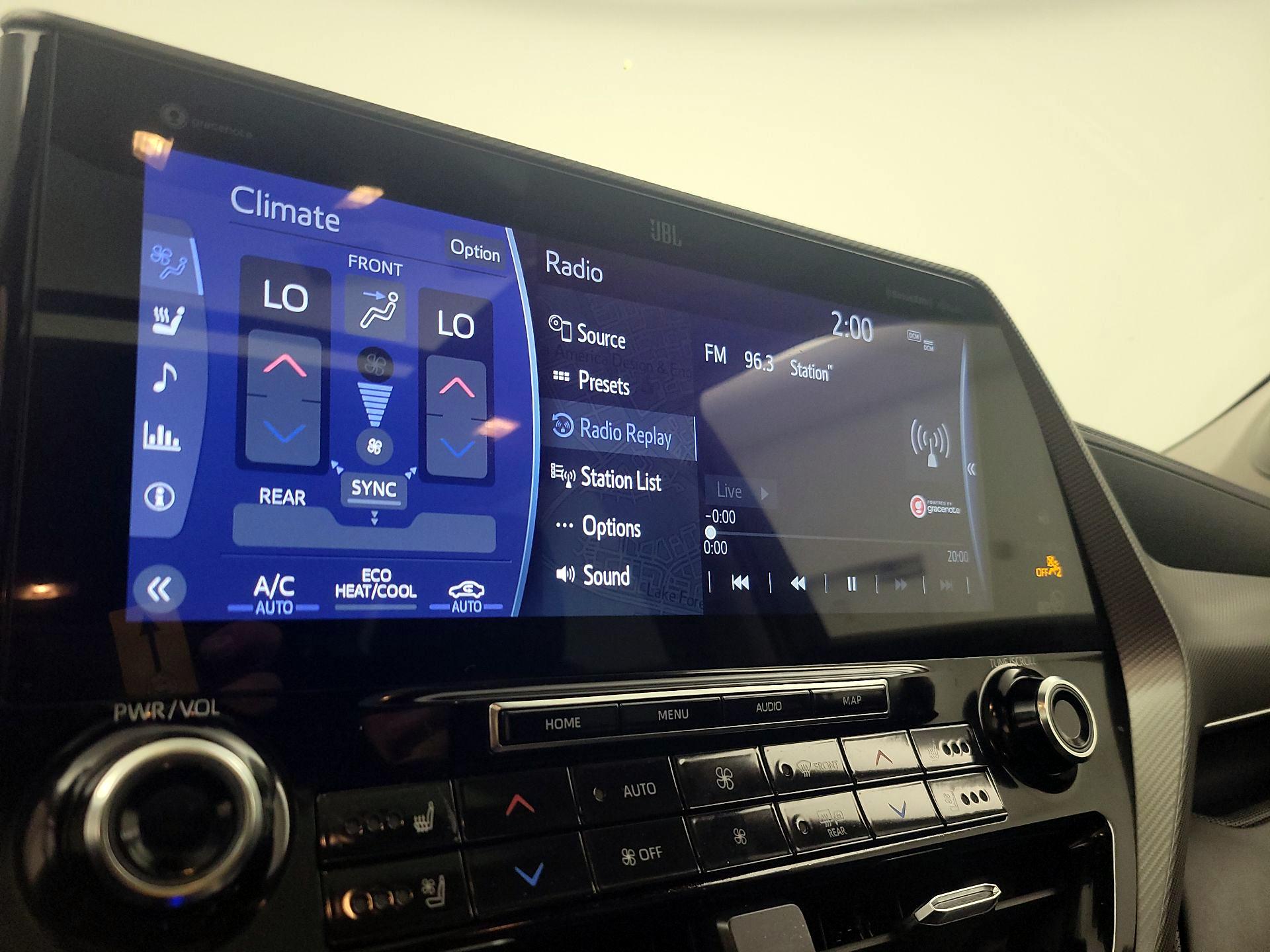 Thumbnail: 2022 Toyota Highlander - 15