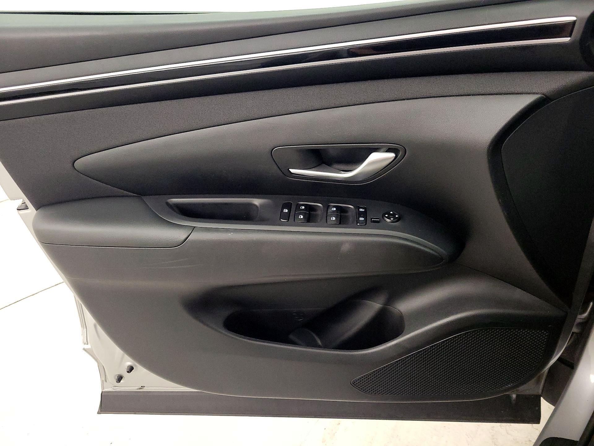 Thumbnail: 2023 Hyundai Tucson - 12