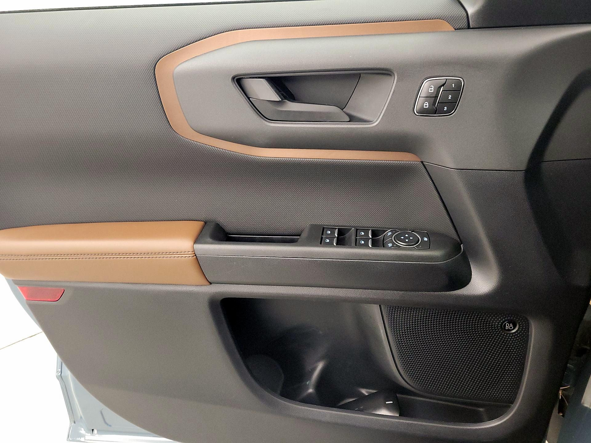 Thumbnail: 2023 Ford Bronco Sport - 12