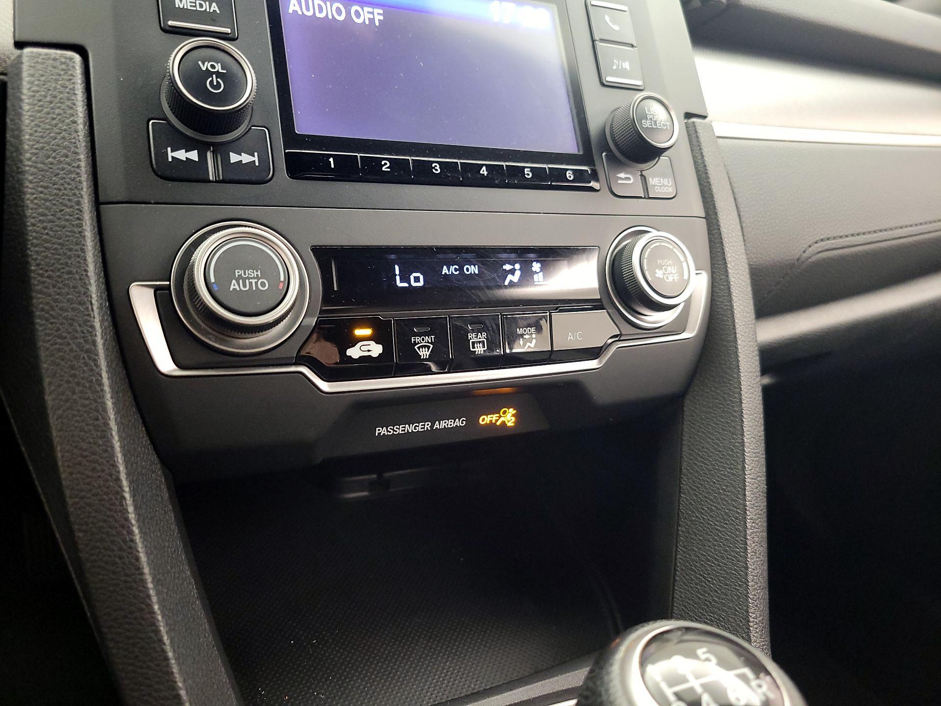 Thumbnail: 2017 Honda Civic - 16