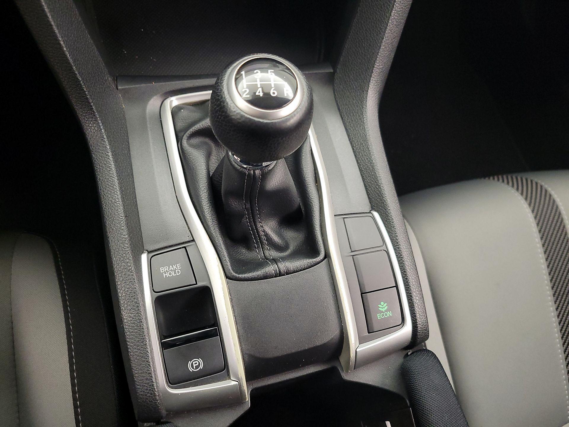 Thumbnail: 2017 Honda Civic - 17