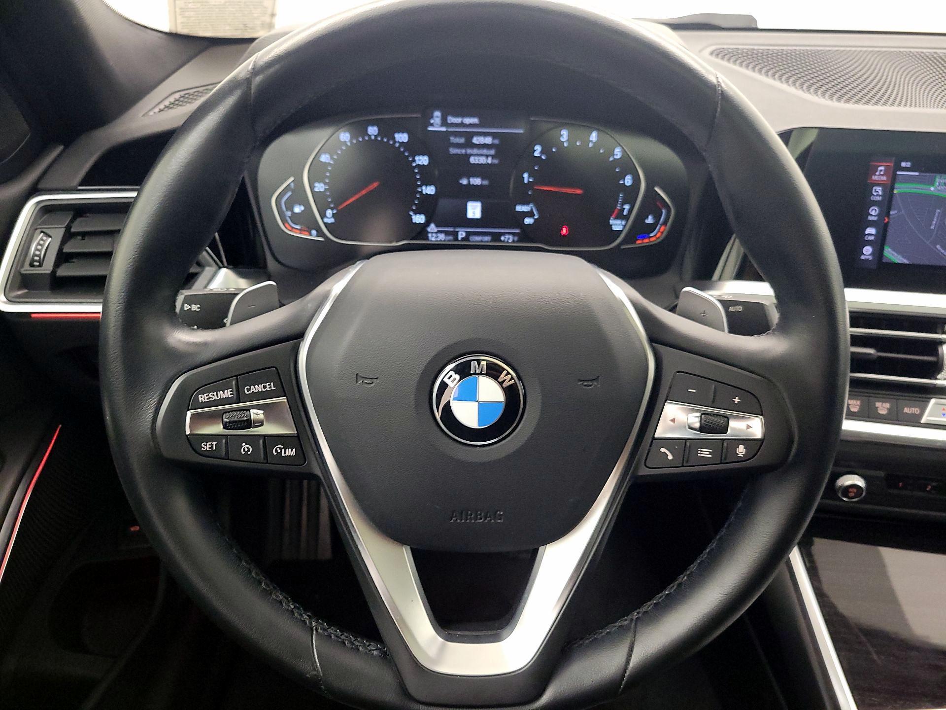 Thumbnail: 2022 BMW 3 Series - 10