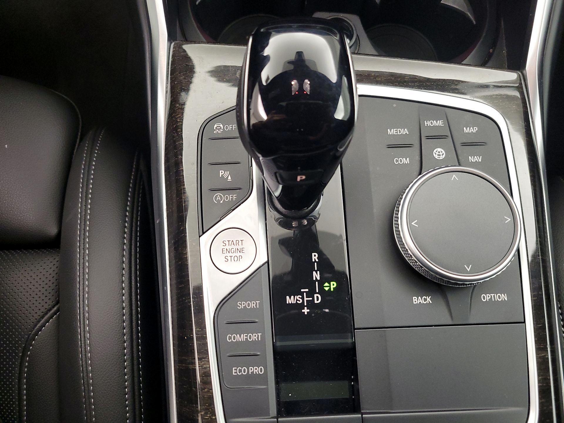 Thumbnail: 2022 BMW 3 Series - 18