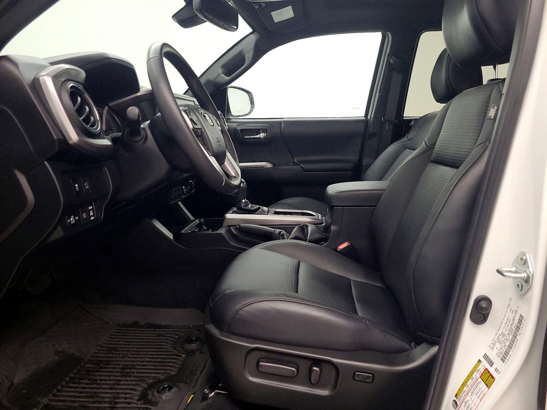 Thumbnail: 2023 Toyota Tacoma - 11