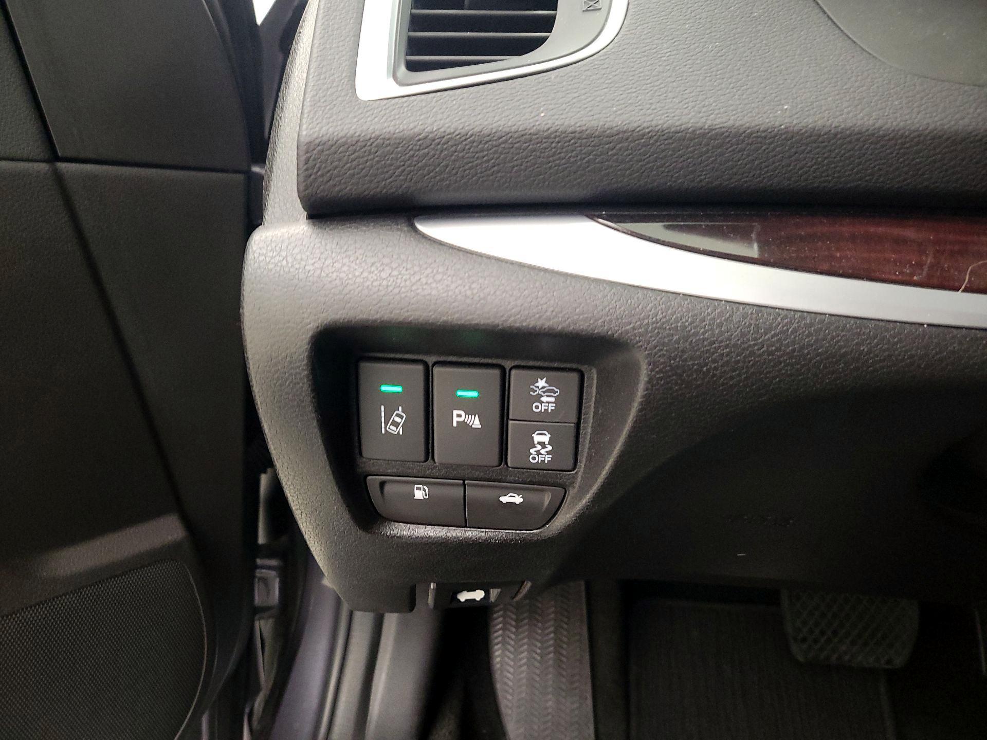 Thumbnail: 2017 Acura TLX - 13