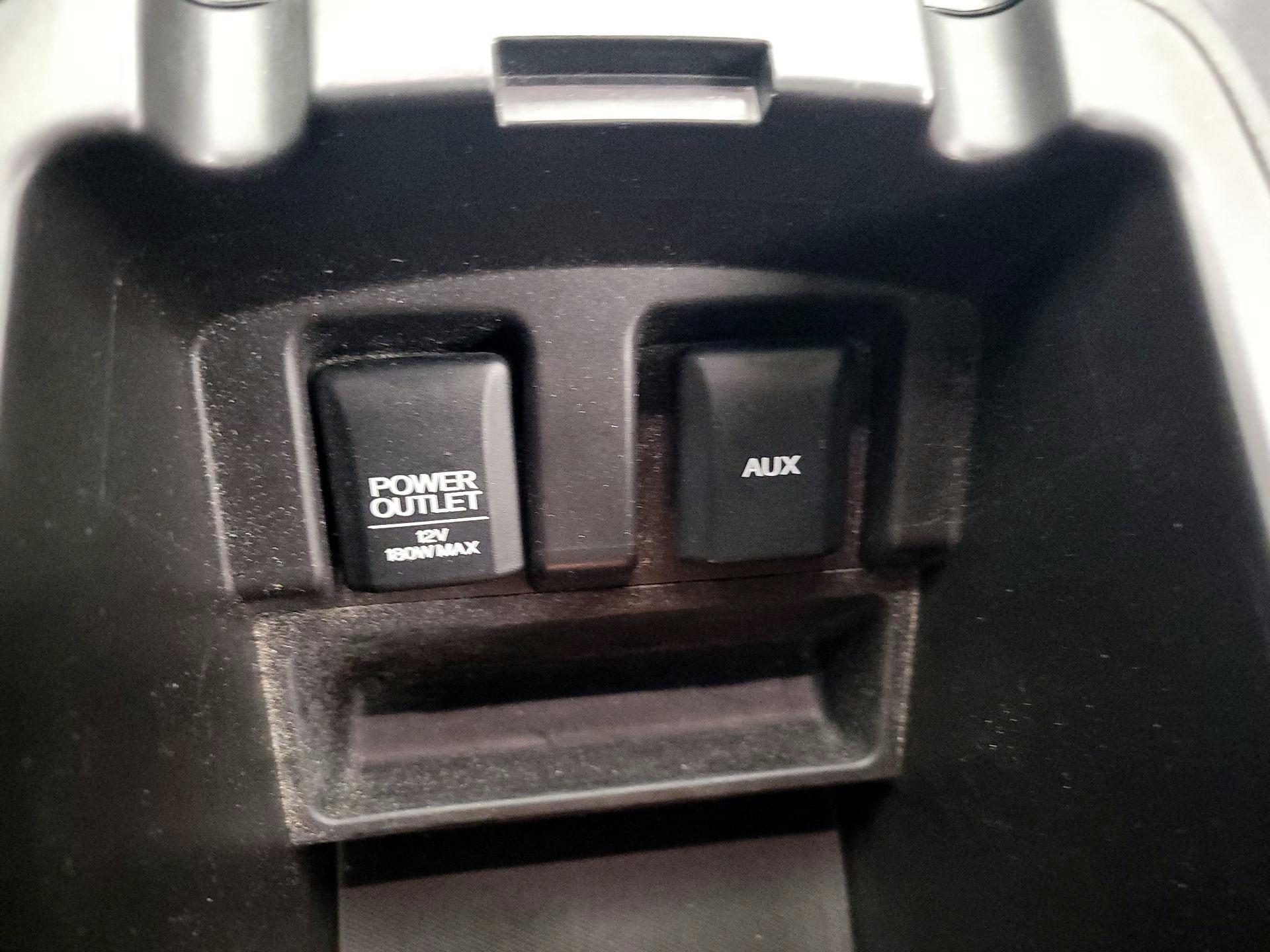 Thumbnail: 2017 Acura TLX - 18