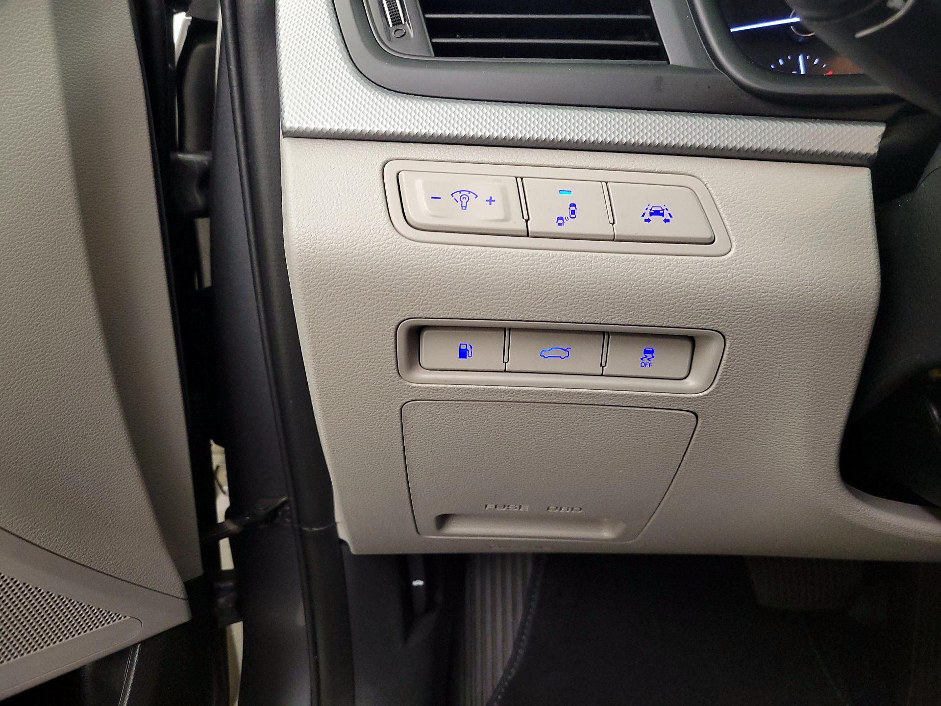 Thumbnail: 2019 Hyundai Sonata - 14