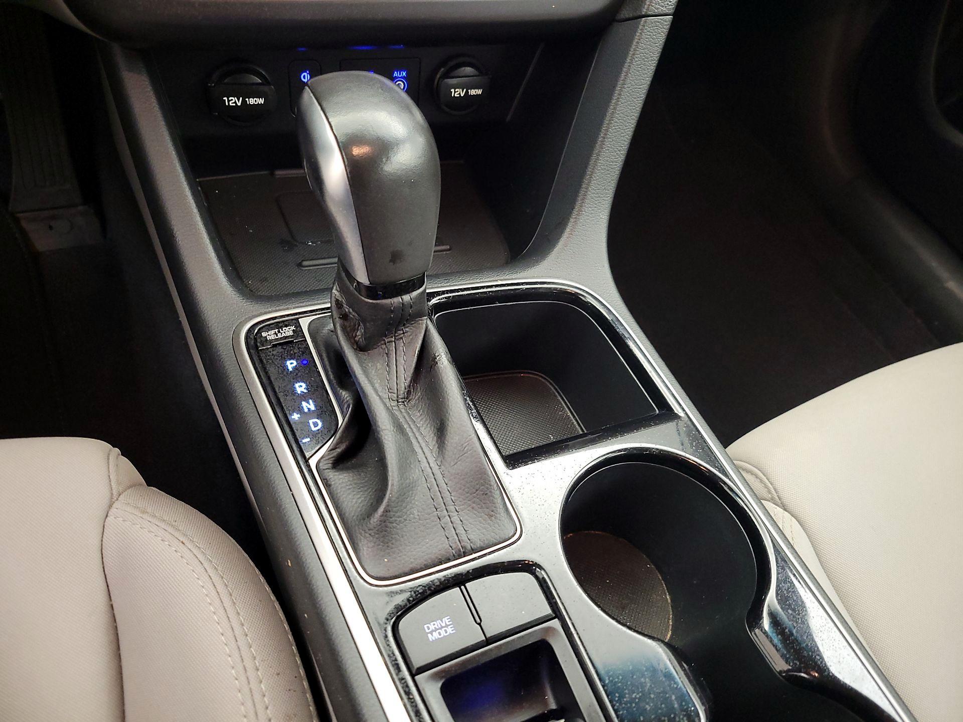 Thumbnail: 2019 Hyundai Sonata - 18