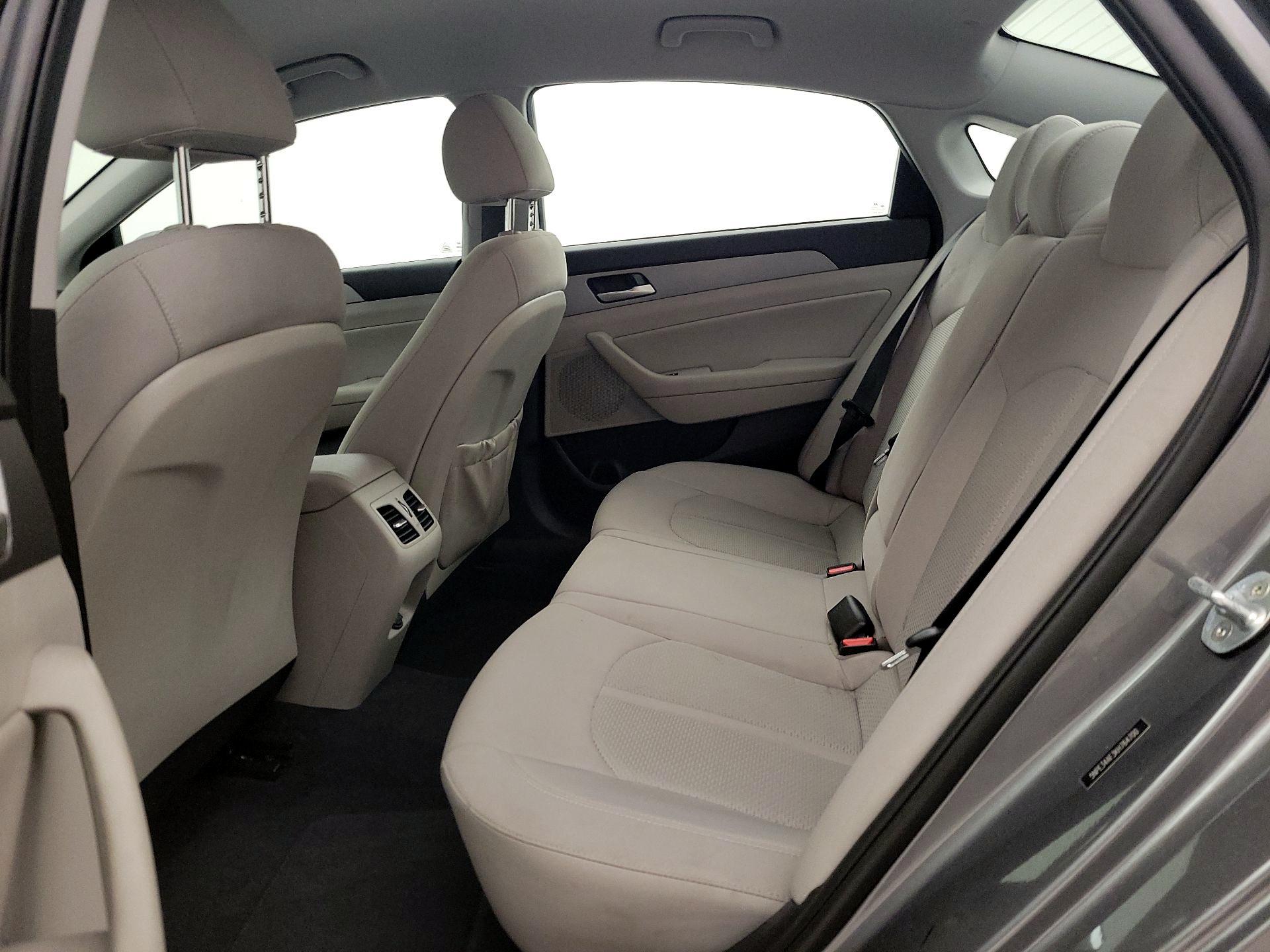 Thumbnail: 2019 Hyundai Sonata - 20