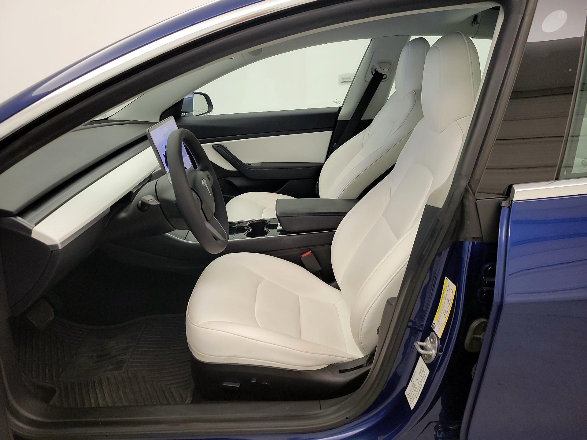 Thumbnail: 2019 Tesla Model 3 - 11