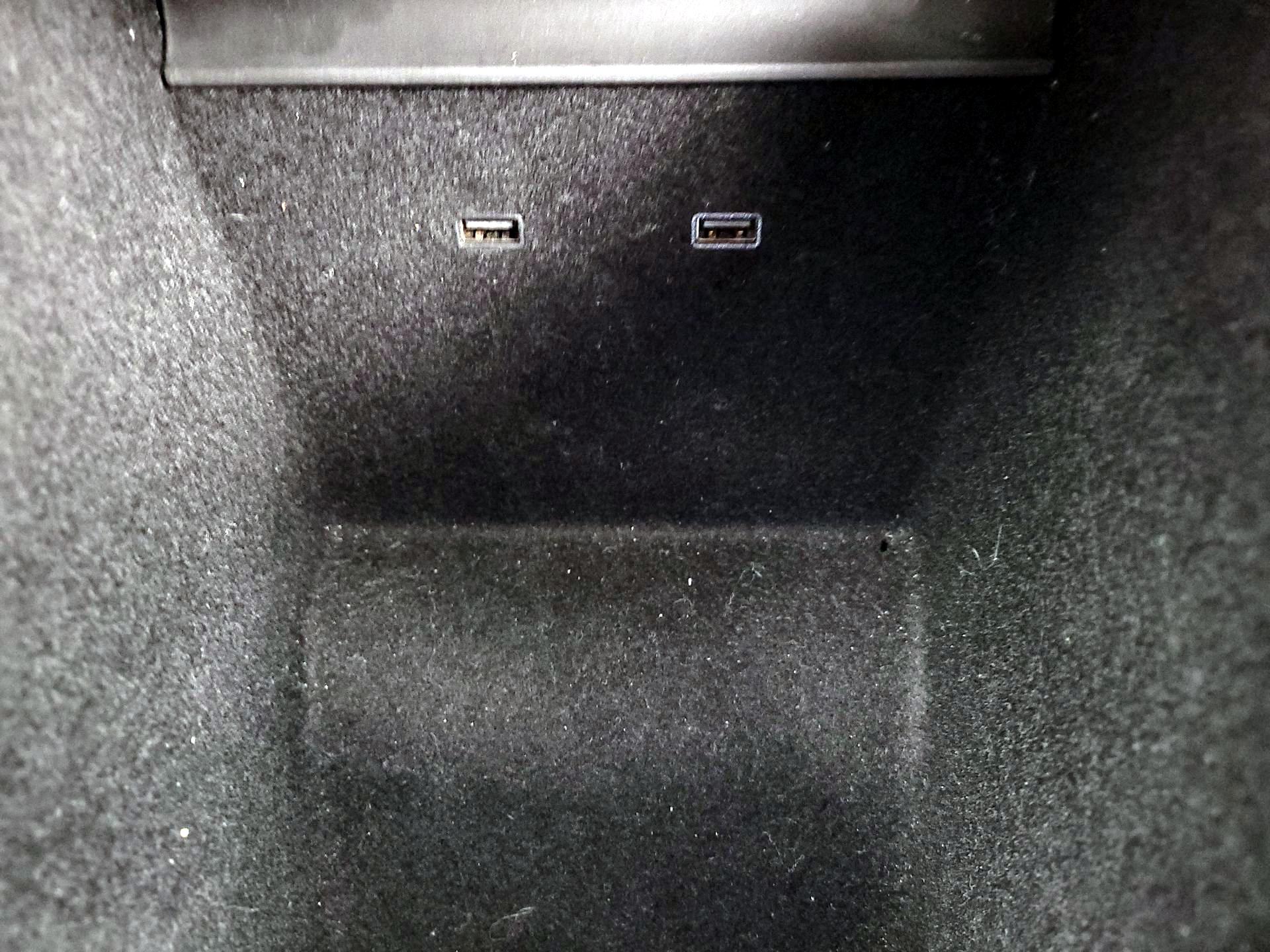 Thumbnail: 2019 Tesla Model 3 - 18