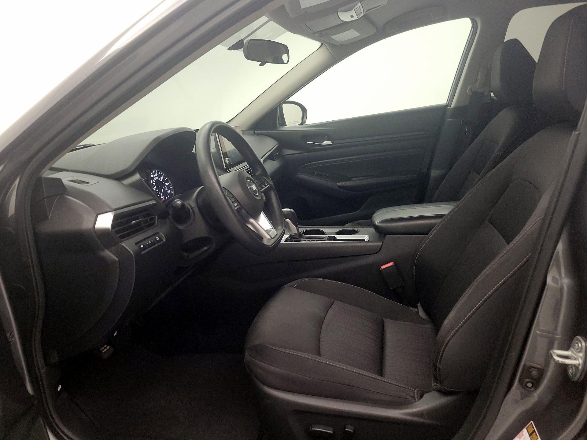 Thumbnail: 2019 Nissan Altima - 11