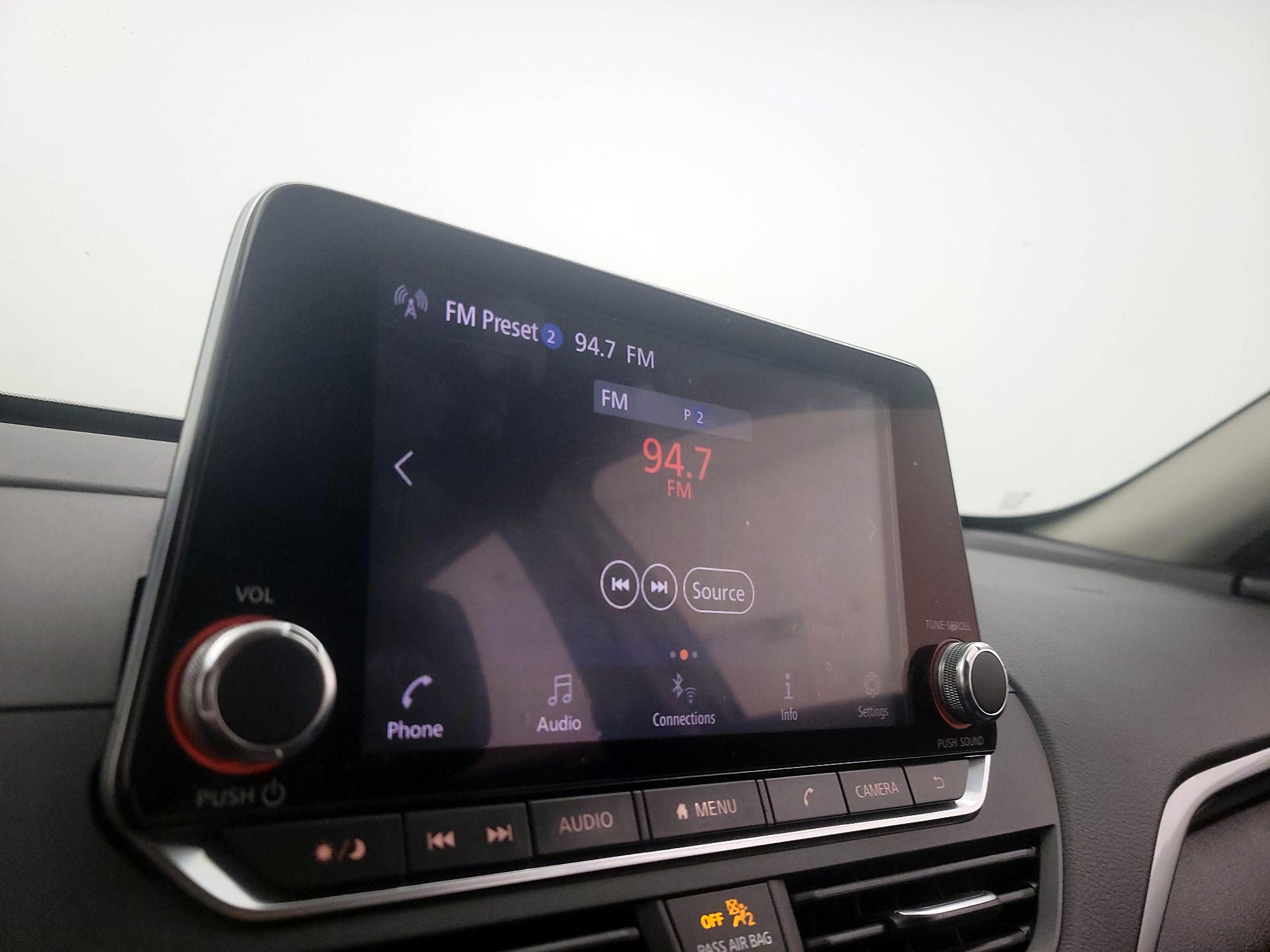 Thumbnail: 2019 Nissan Altima - 15