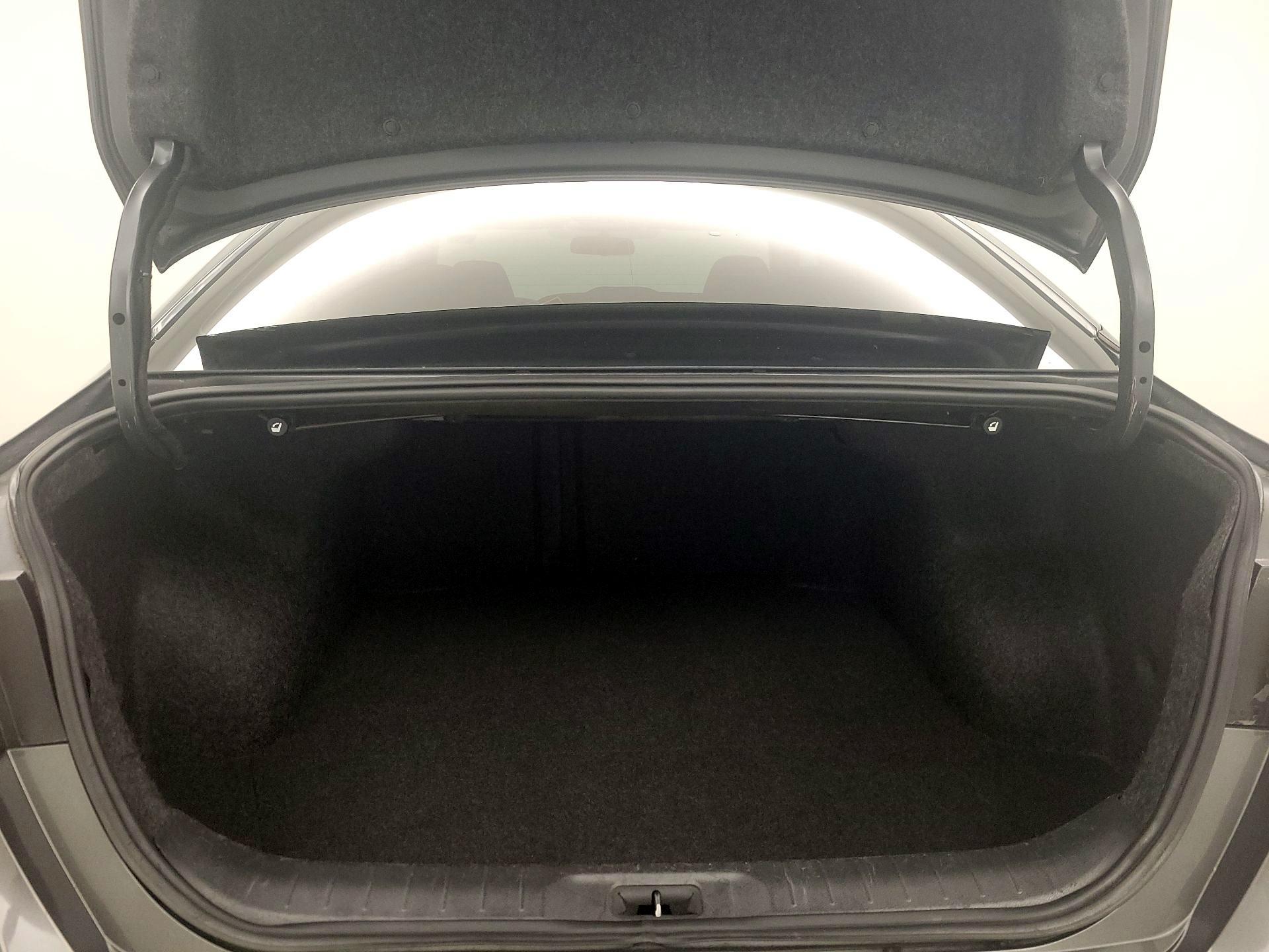 Thumbnail: 2019 Nissan Altima - 20